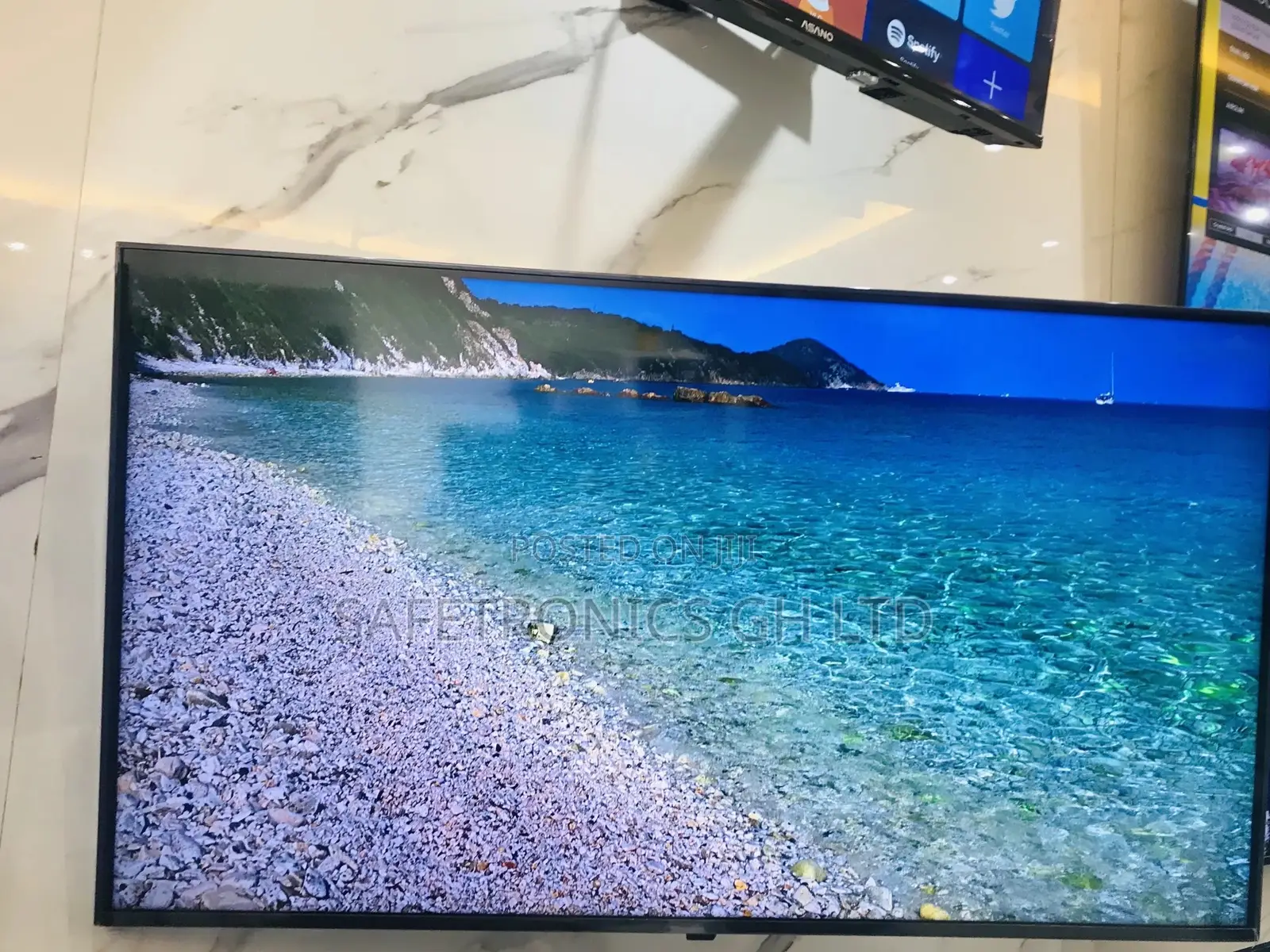 BU80 Crystal Samsung UHD Smart 65 Inches LED Glossy Tv 