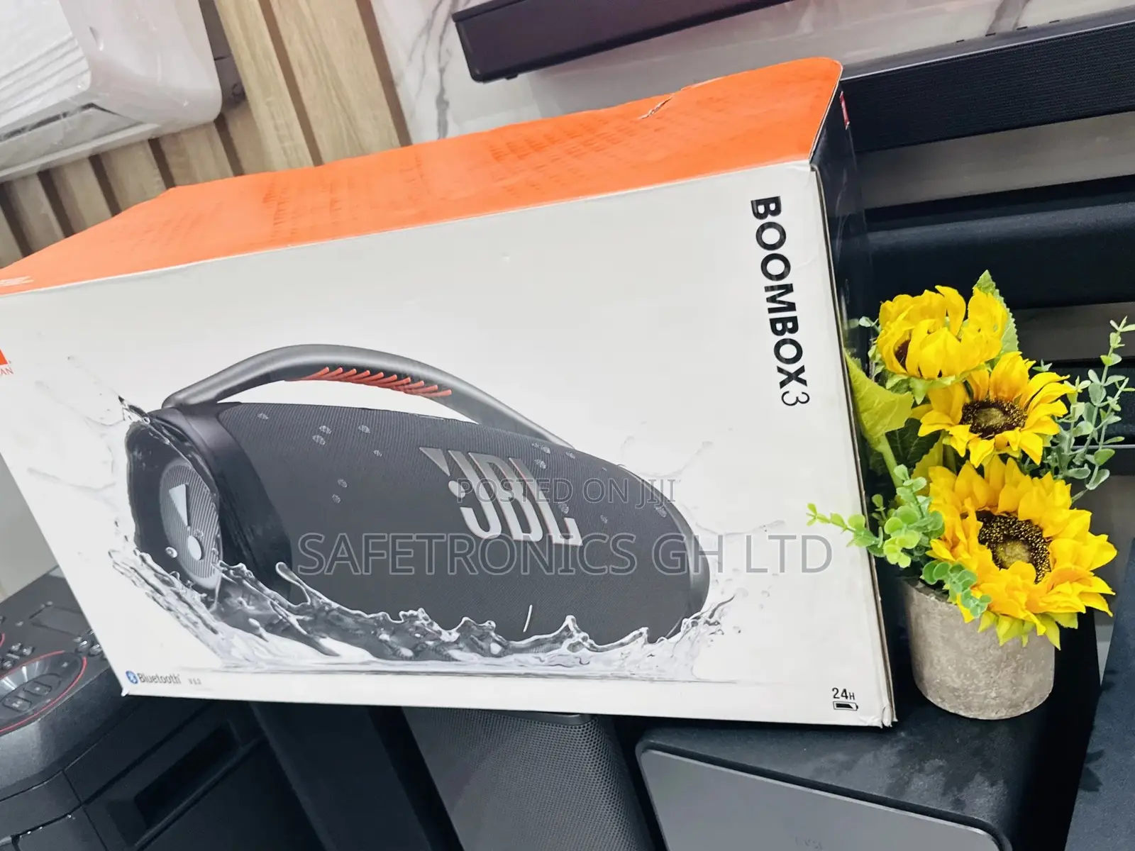 Smart Bluetooth Wireless  JBL Boombox3  Soundbar