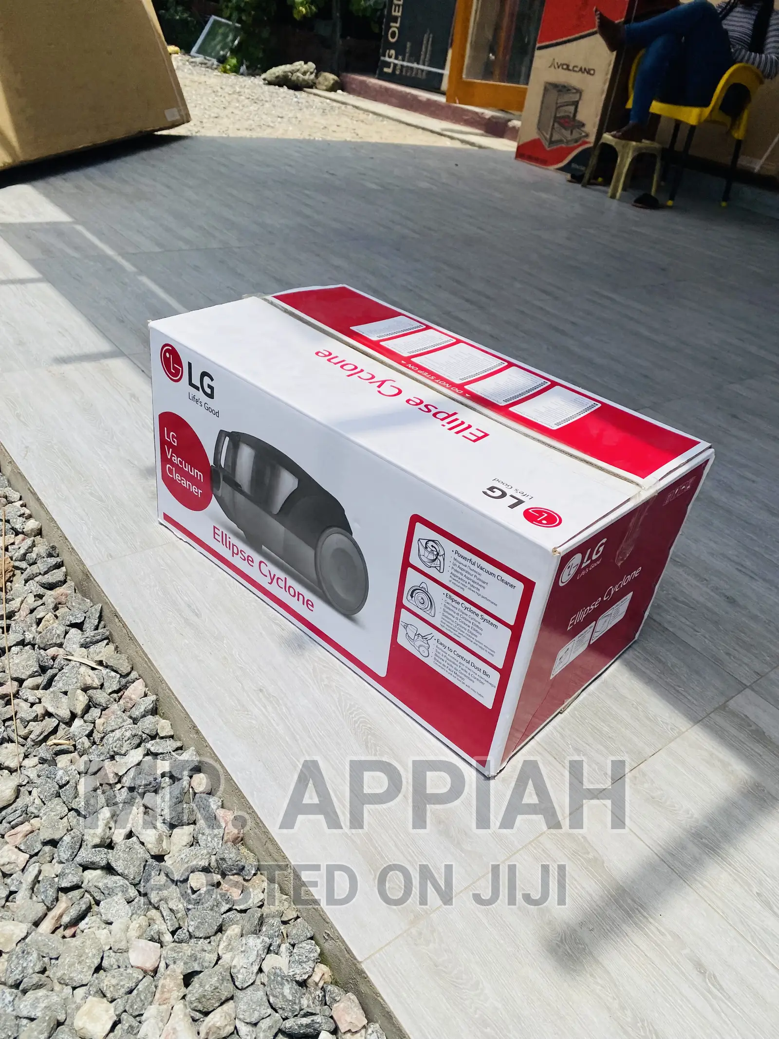 Latest LG Vacuum Cleaner(VC5420NNTR)2000watt 