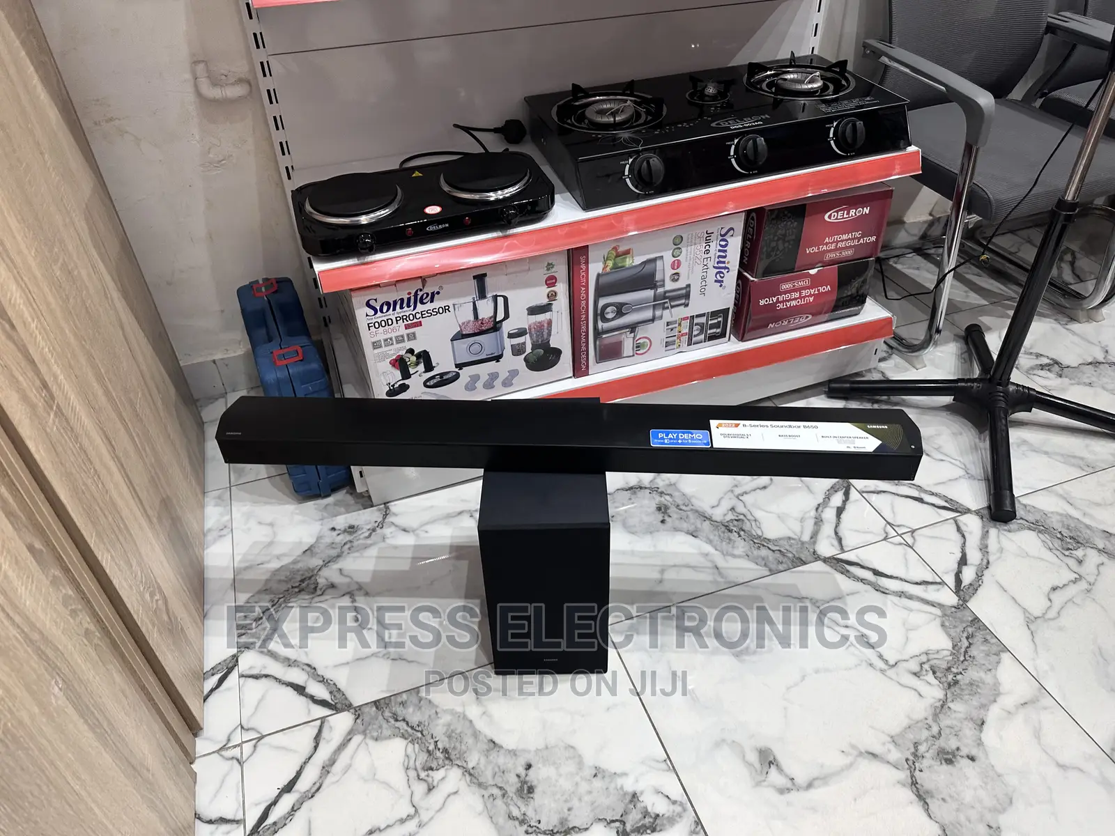 Own the Party  With A450 300w Samsung Soundbar With Woofer