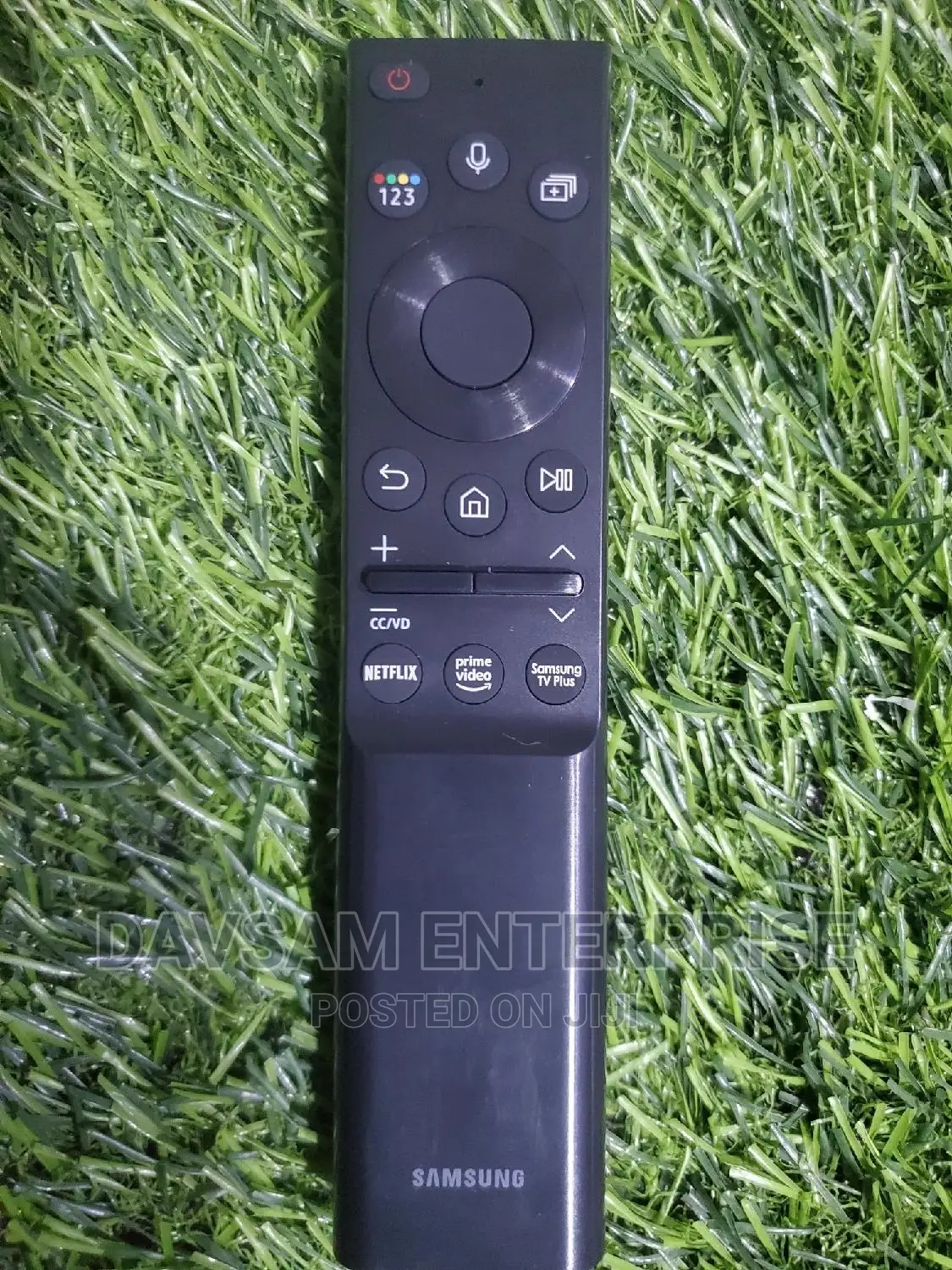 Samsung Solar $ Chargeable Voice Remote