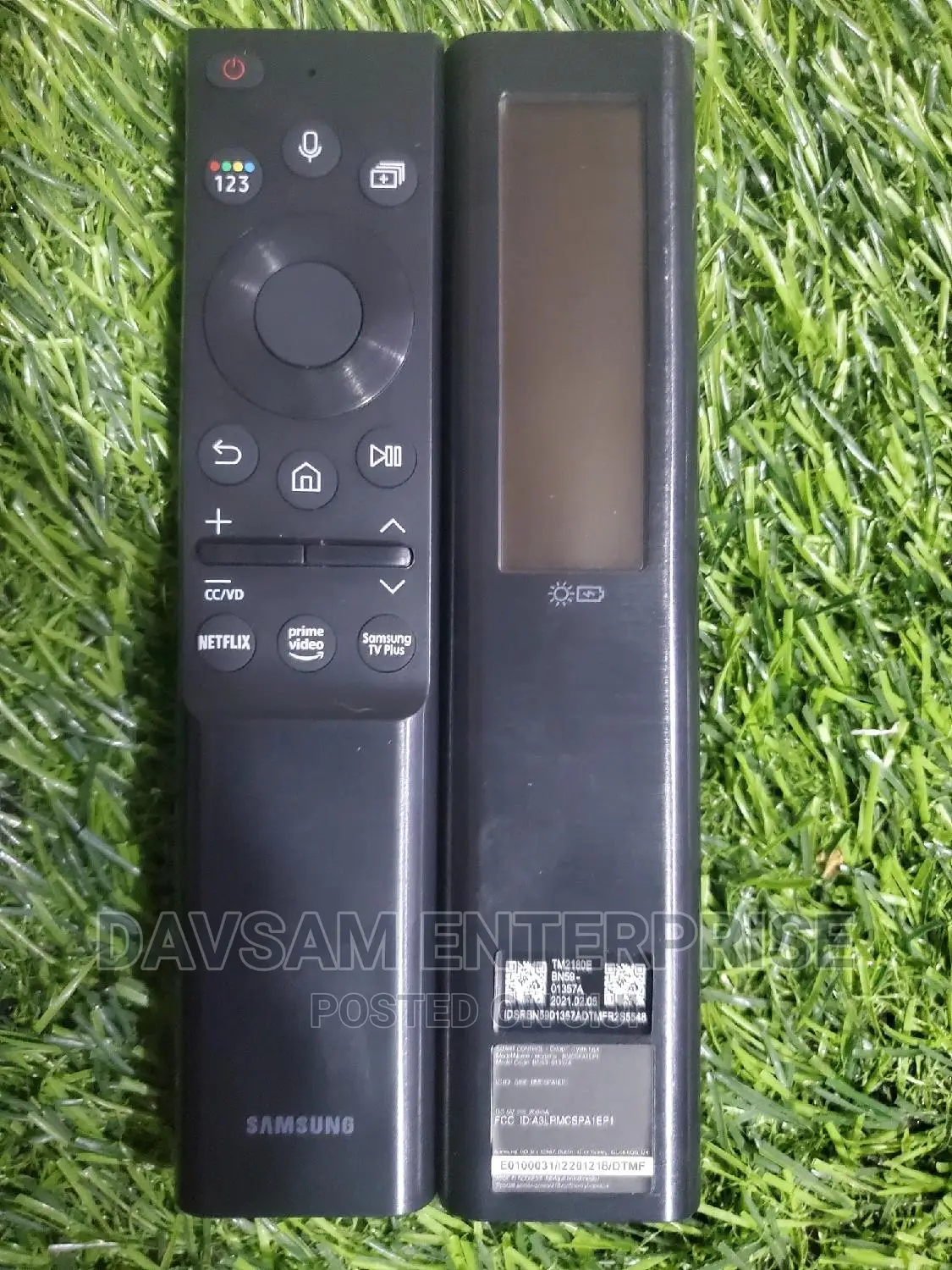 Samsung Solar $ Chargeable Voice Remote
