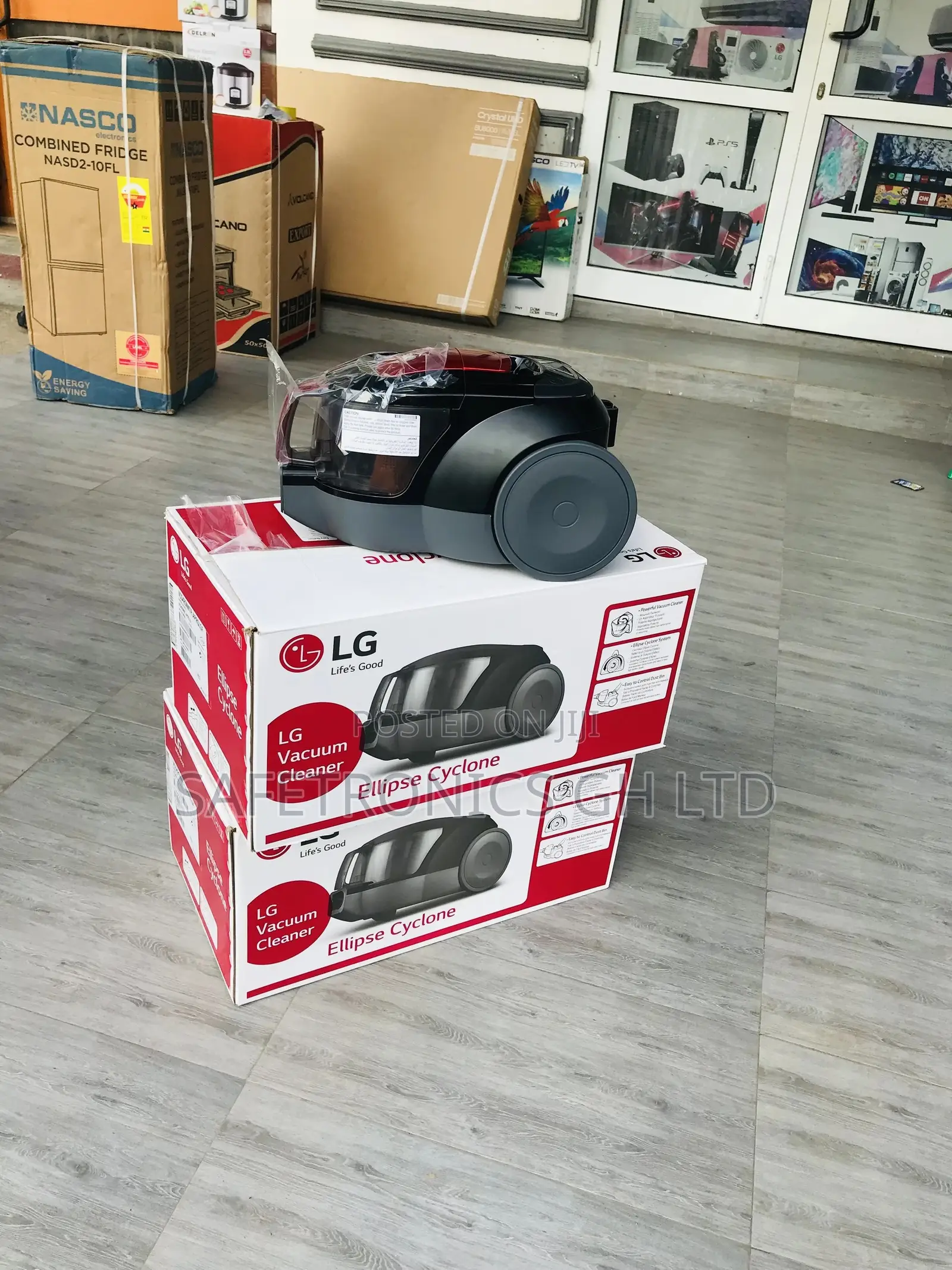 Lastest Vacuum Cleaner 2000W Lg Electric Black/Red VC5420NNT