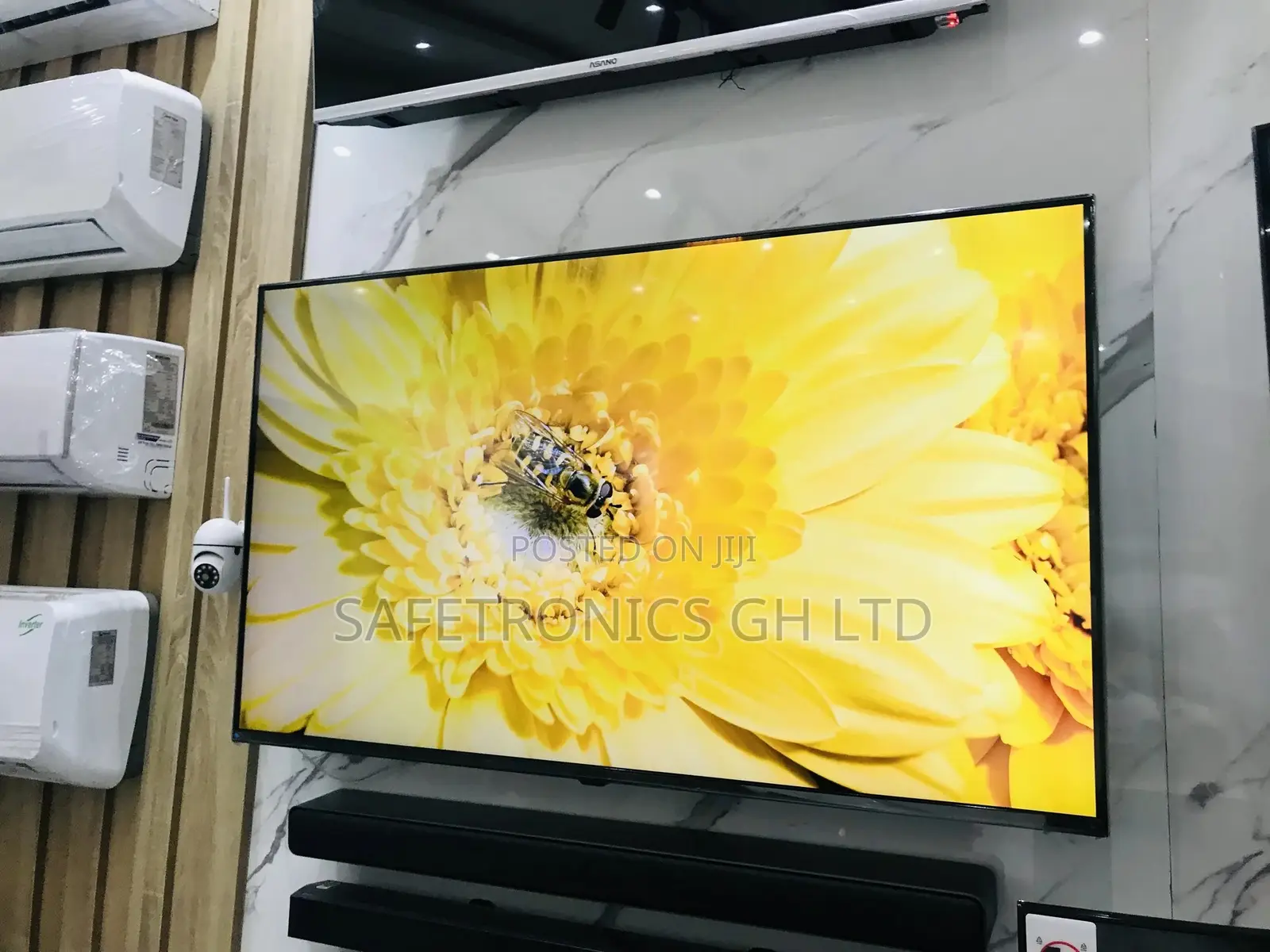  Samsung UHD Crystal T5300 43 Inches Glossy LED 