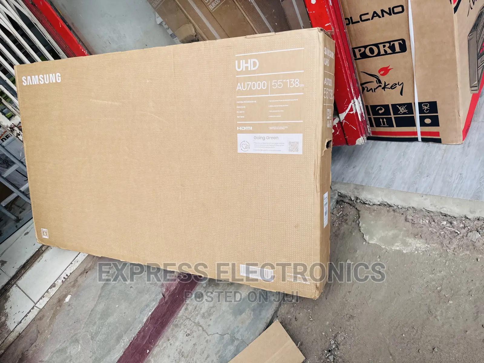 Spectacular Design UHD Smart 55”Au7000 Samsung Tv 