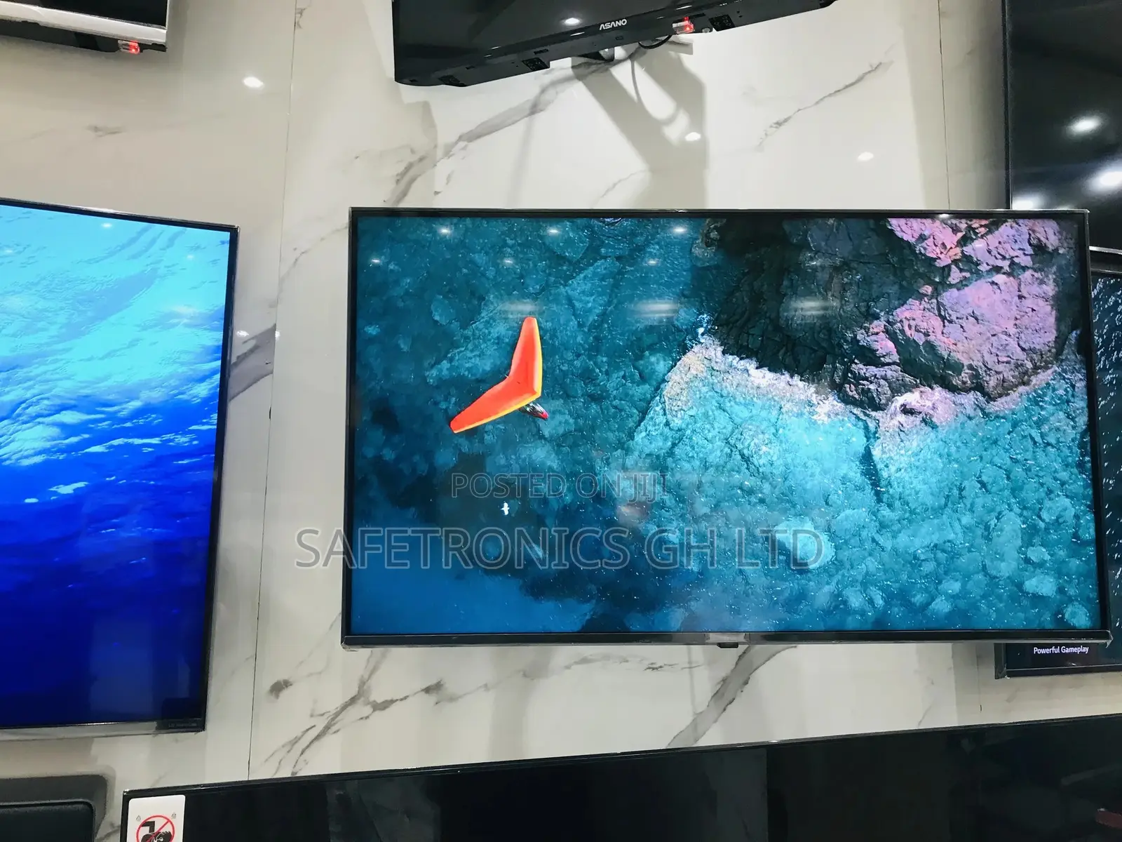 Clear Glossy Led Samsung Uhd Crystal Cu71 50 Inches Tv