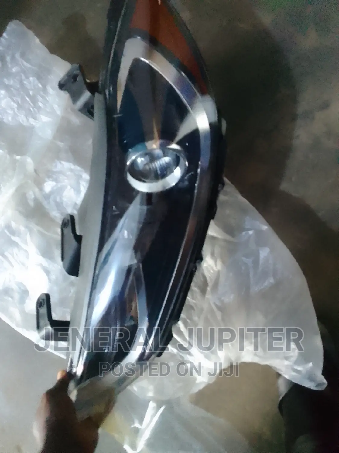 Hyundai Elantra 2016,2017,2018 Headlight Left.(Driver Side)