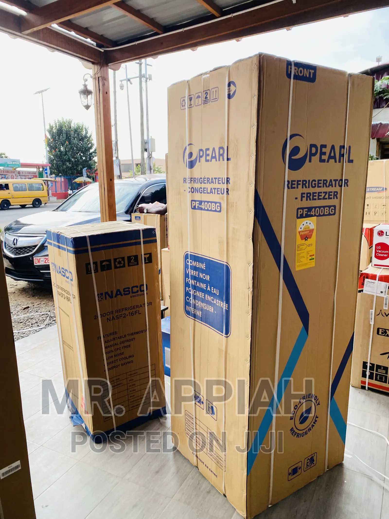 Free Standing PearlPF400BG 309L Bottom Freezer Refrigerator