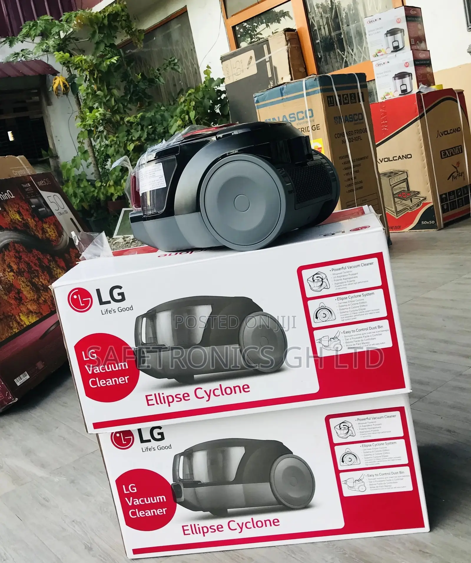 Perfect Lg Vc5420nntr 2000w Red/White Vacuum Cleaner 