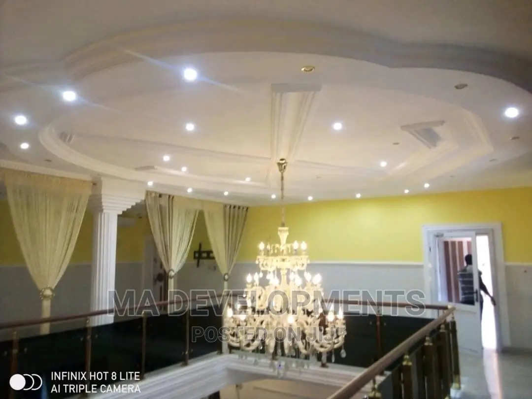 8bdrm Maisonette in Ma Developments, Tema Metropolitan for sale