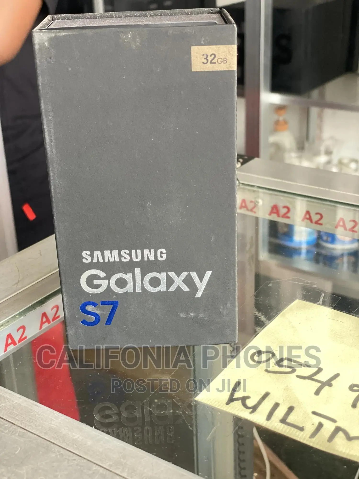 New Samsung Galaxy S7 32 GB Black