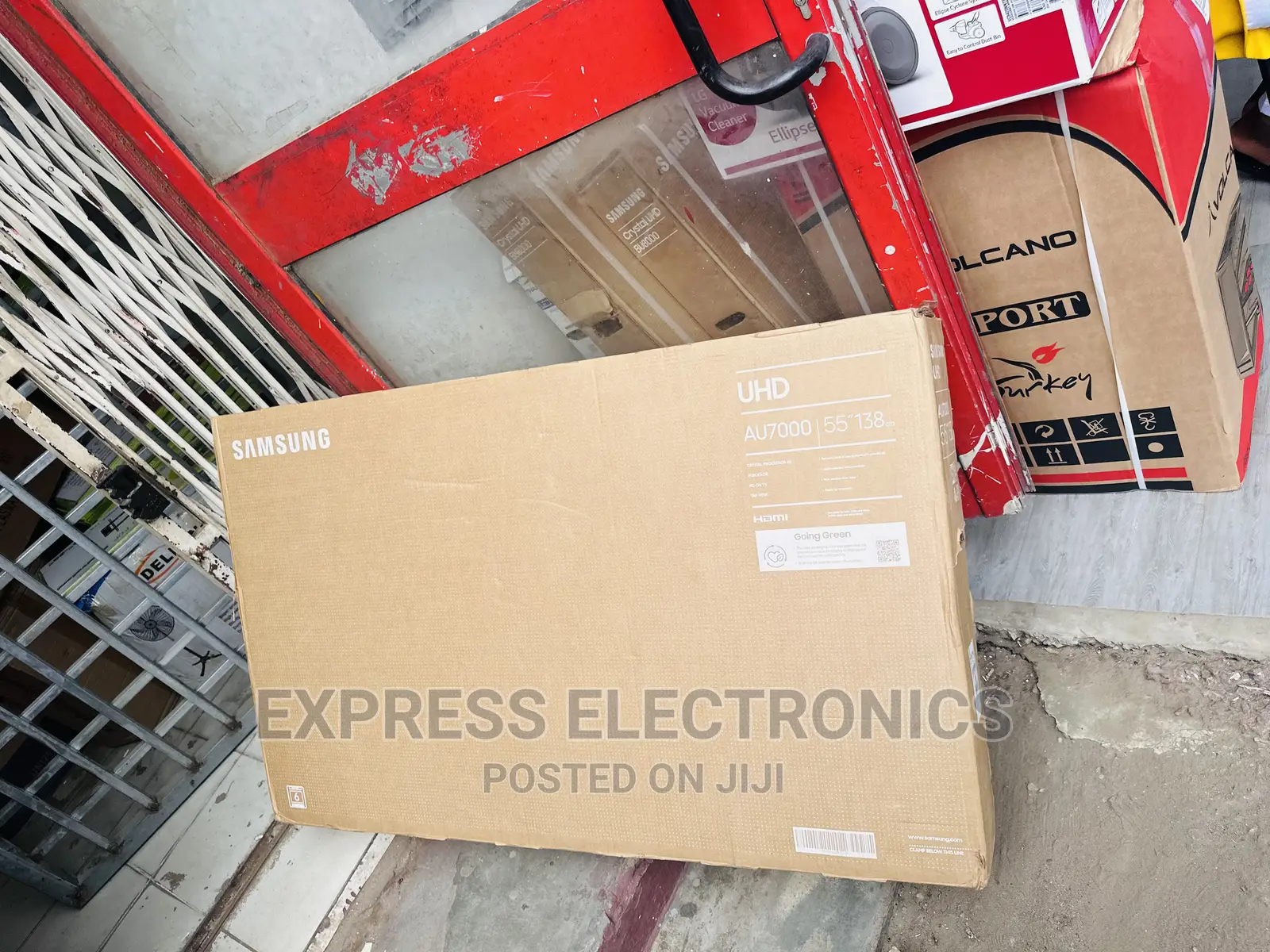 Outstanding Quality UHD Smart 55”Au7000 Samsung Tv 
