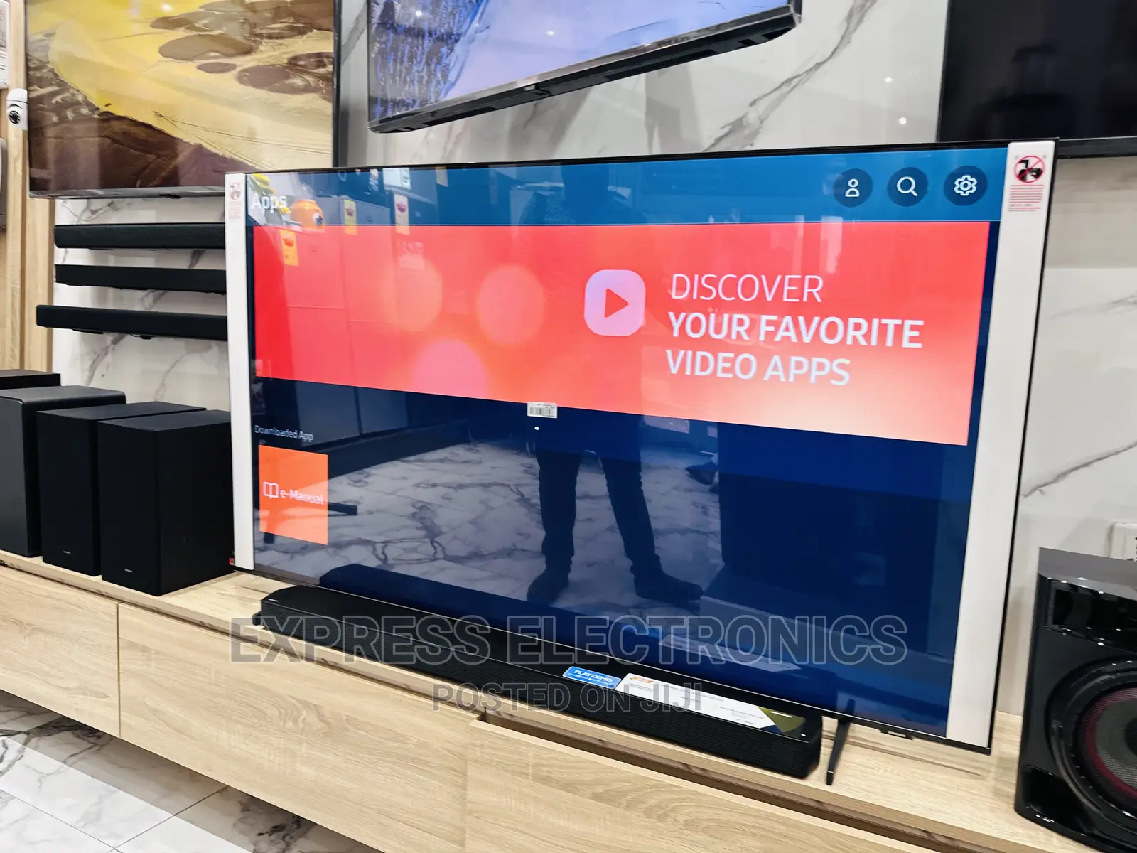 Crystal UHD Smart Voice Assistant Samsung 75”Bu8000