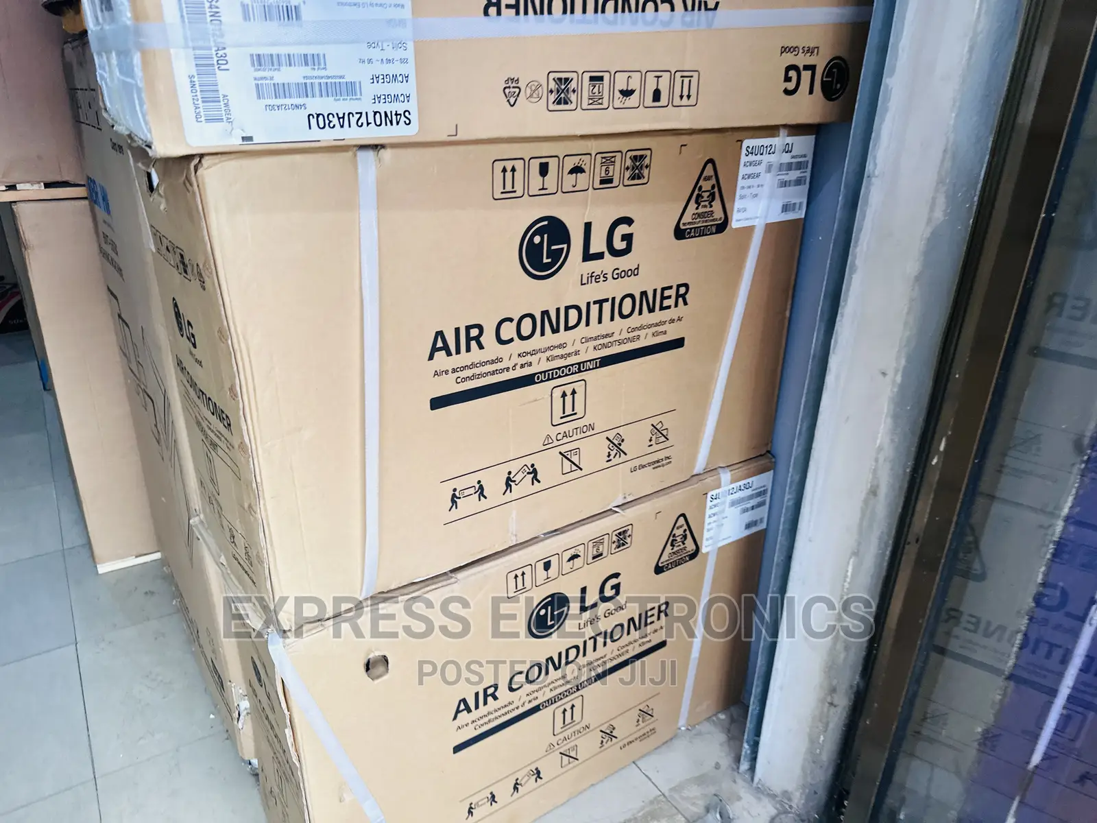 Very Strong  LG Split R410 Gas 2.5hp AC White