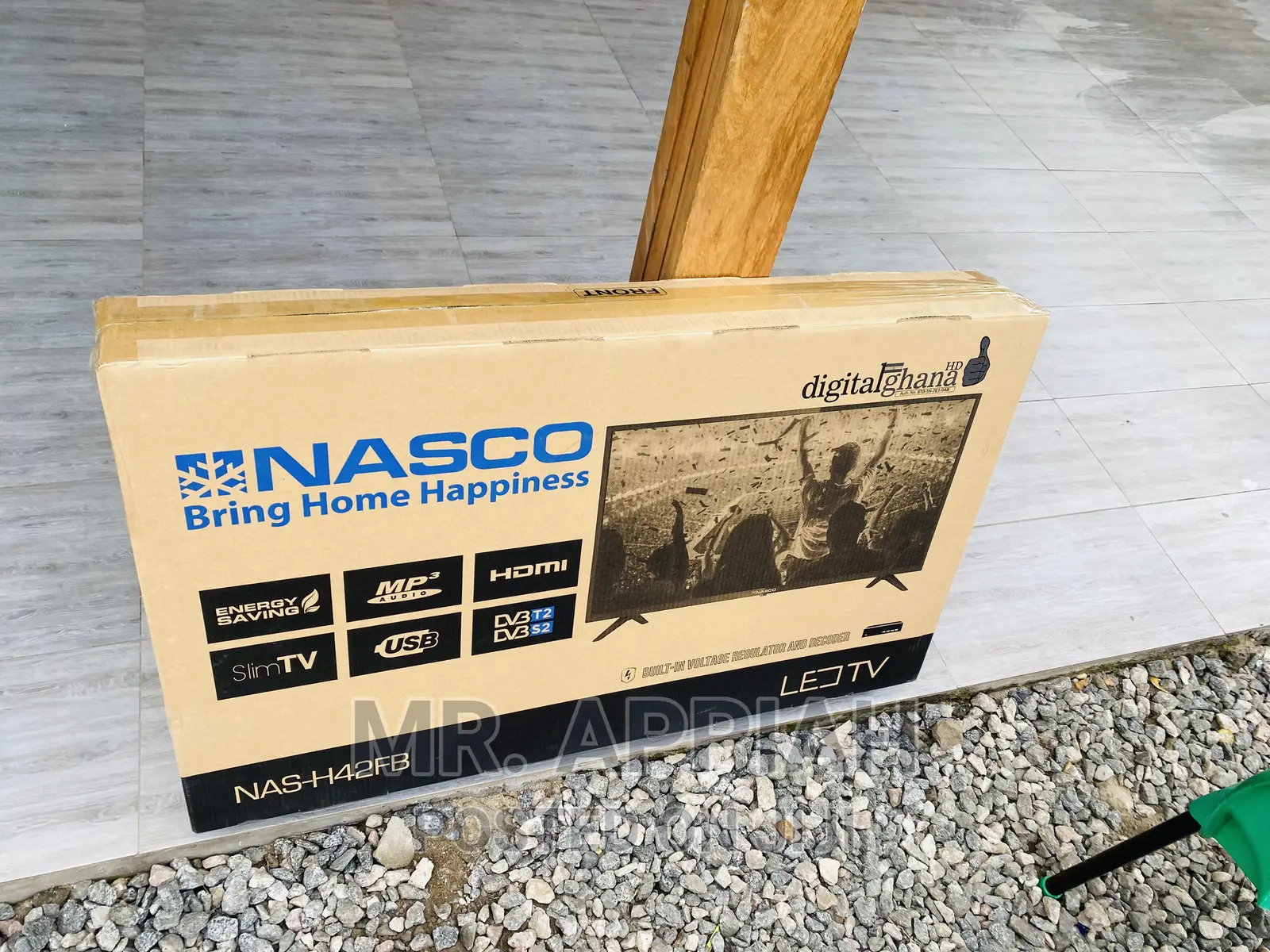 Improving Quality Nasco 42 Inch Digital Satelite LED Tv