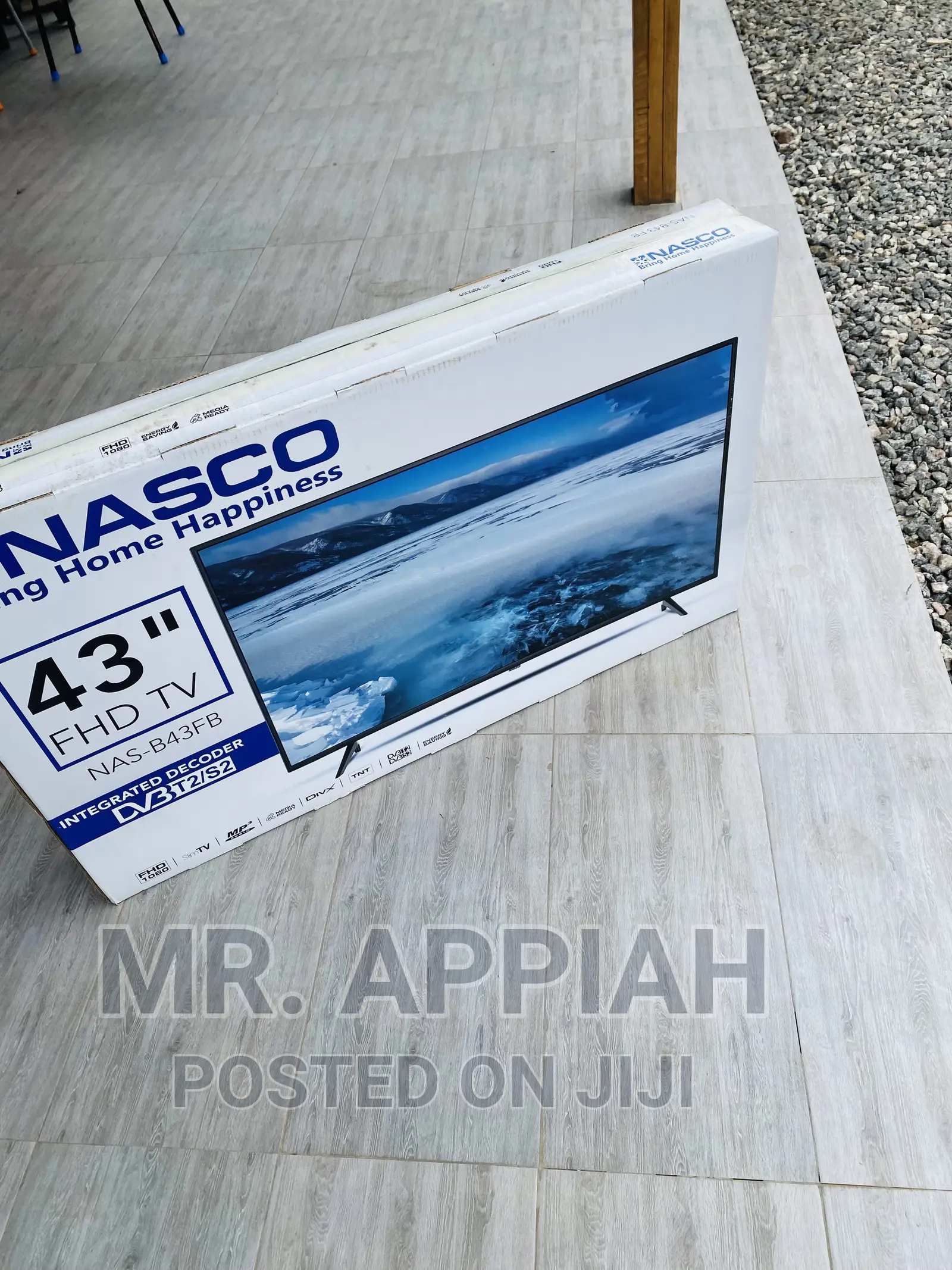 Sleek and Efficientnasco 43”Basic Black Digital Satelite Tv