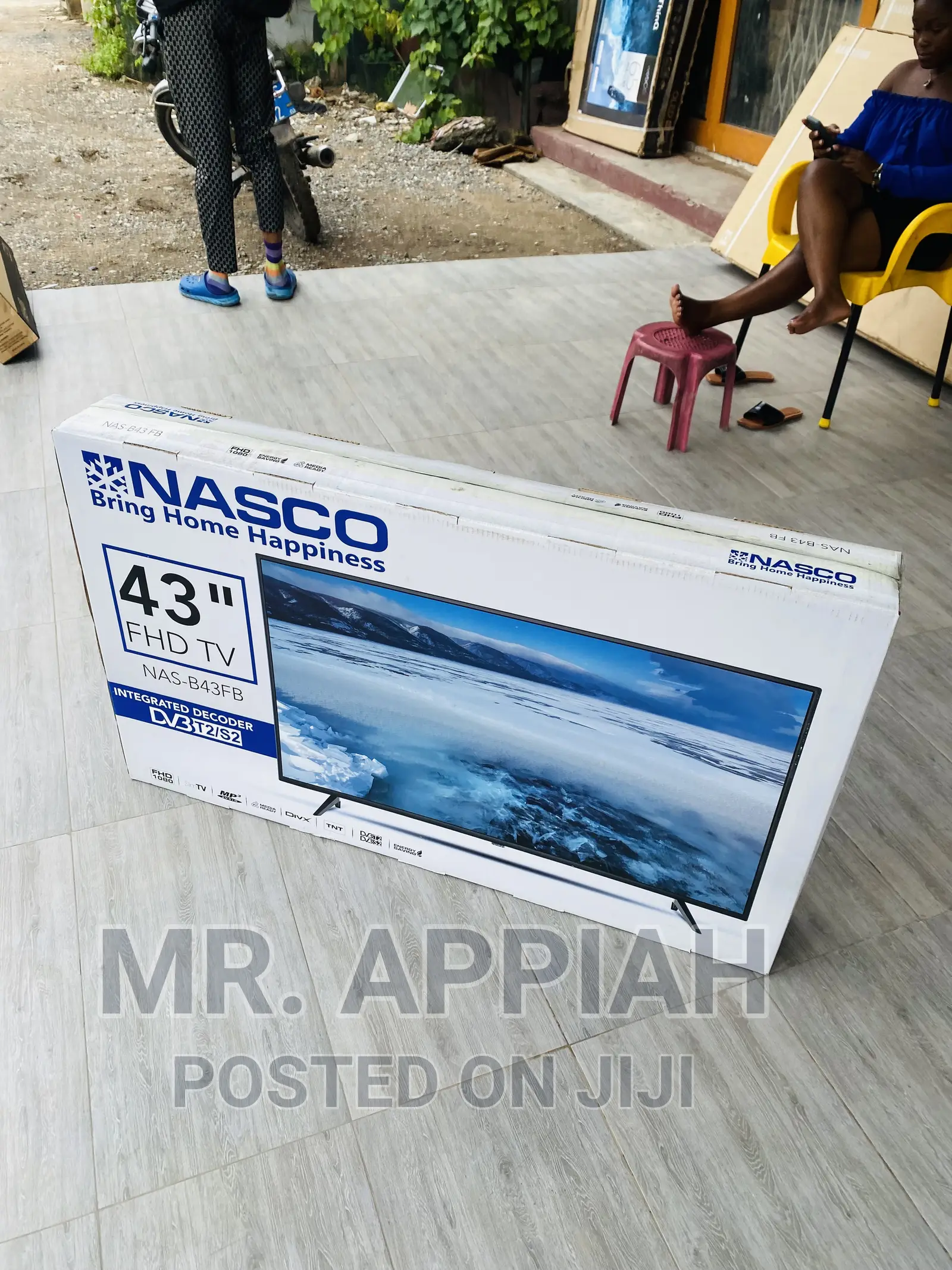 Efficient Nasco 43 Inch(Black)Digital Satelite LED Tv