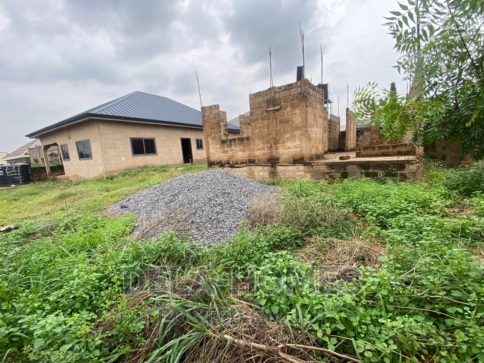 UNCOMPLETED House for Sale at Ashaley Botwe.