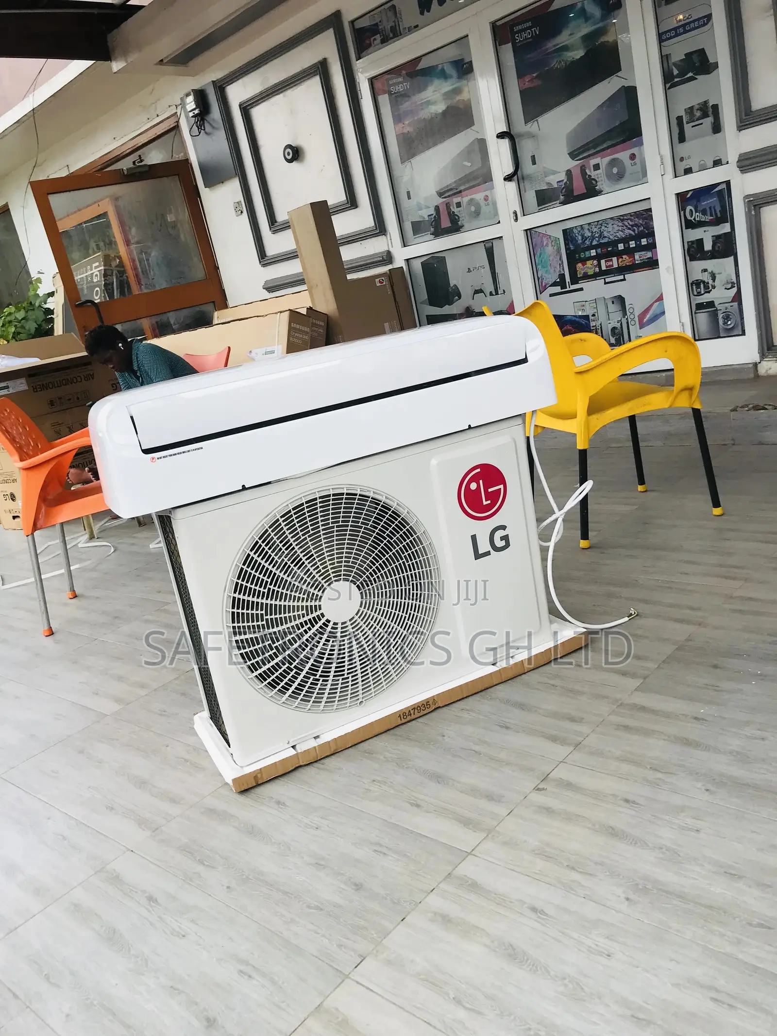 Cool Your Space With Lg 2.5hp Split R410 Gas Airconditioner