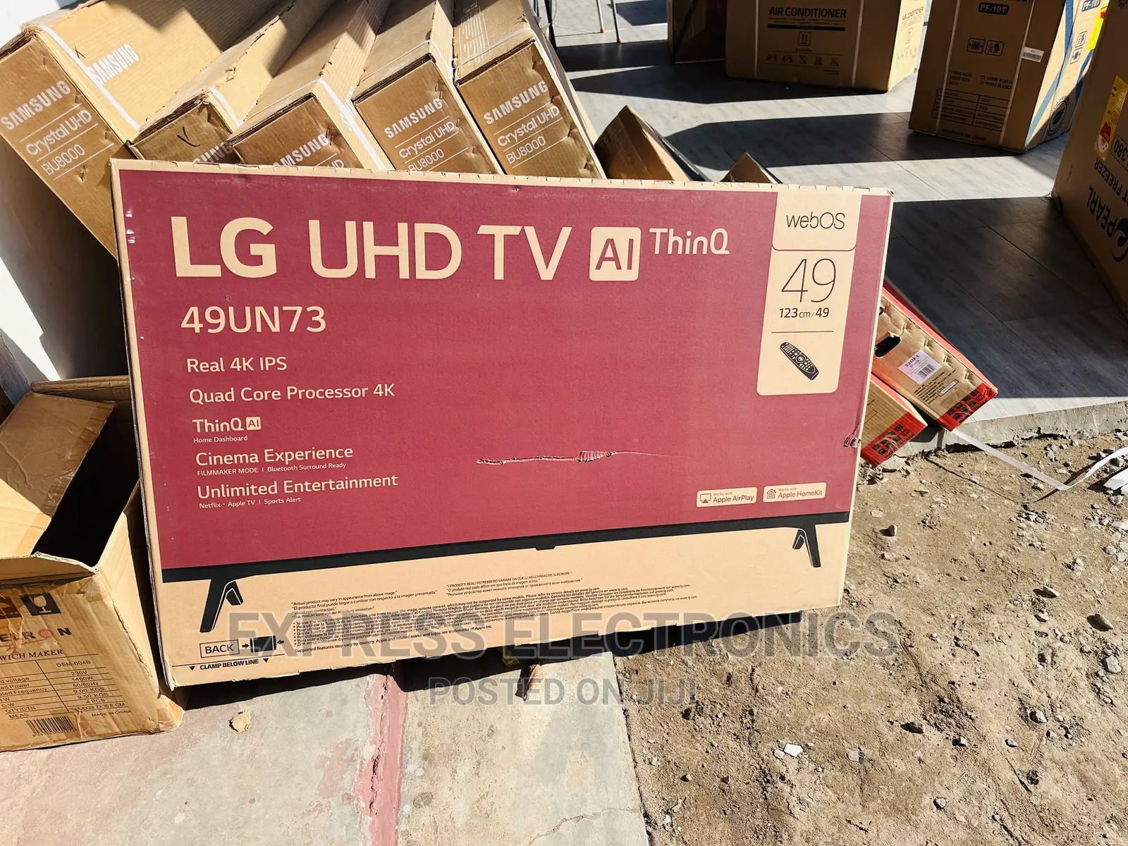 Transform Your Home With LG UHD Smart 49”Un7340