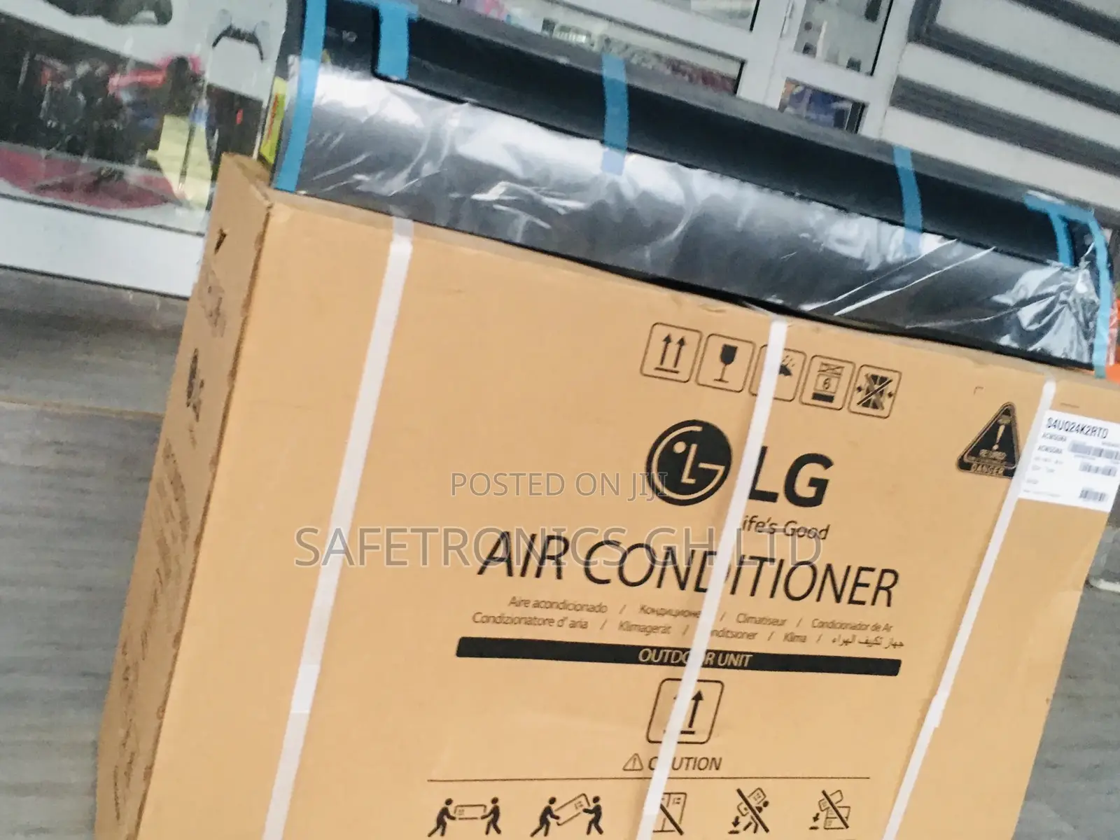 Lg Dual Artcool 2.0hp Airconditioner Black Inventor Split