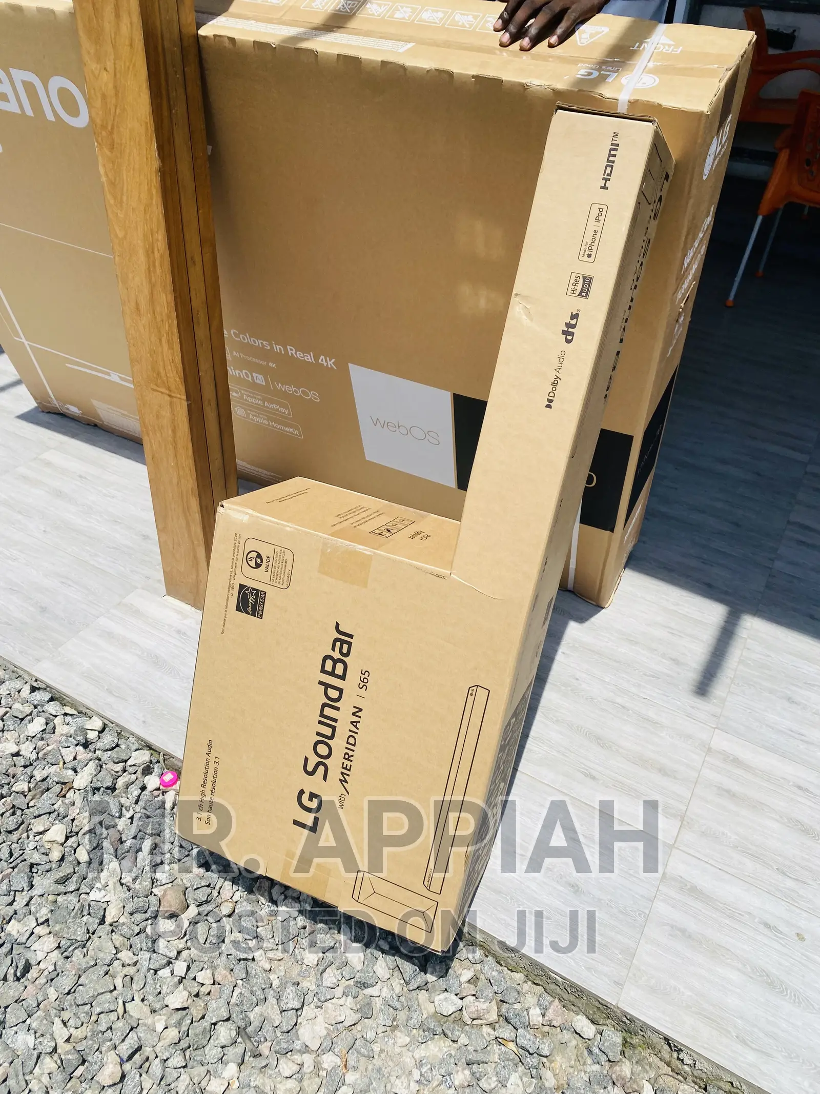 Extremely Quality LG S65q Sound Bar System(Black).