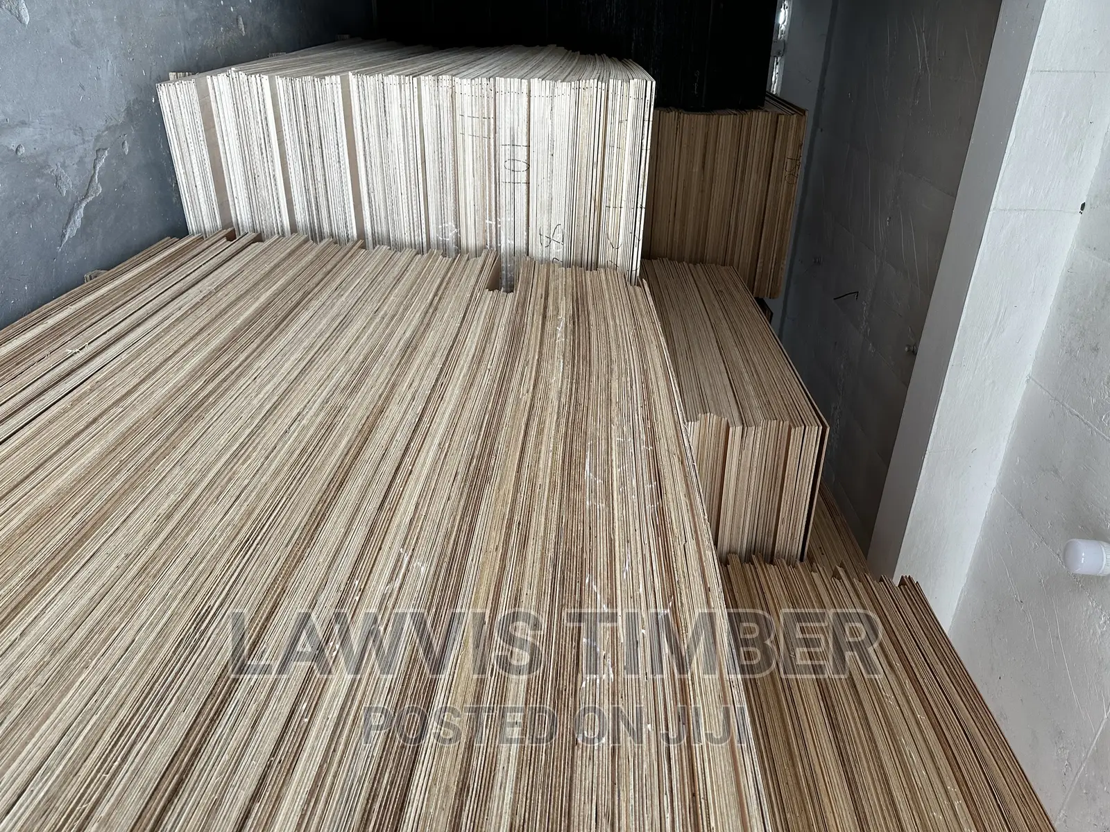 5/8 Plywood Ceiba ( Payment On Delivery)