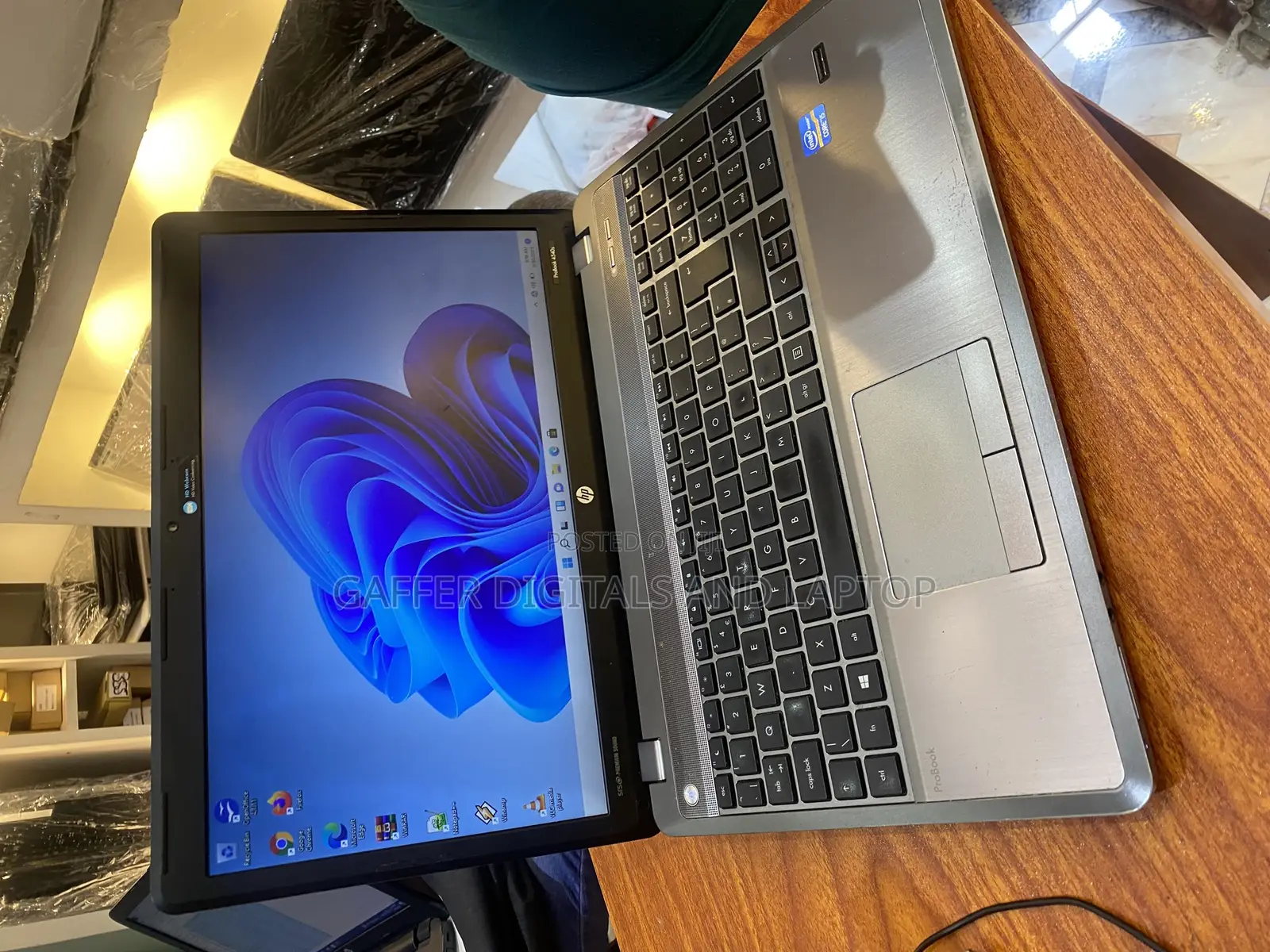 New Laptop HP ProBook 440 8GB Intel Core I5 HDD+SSD 500GB