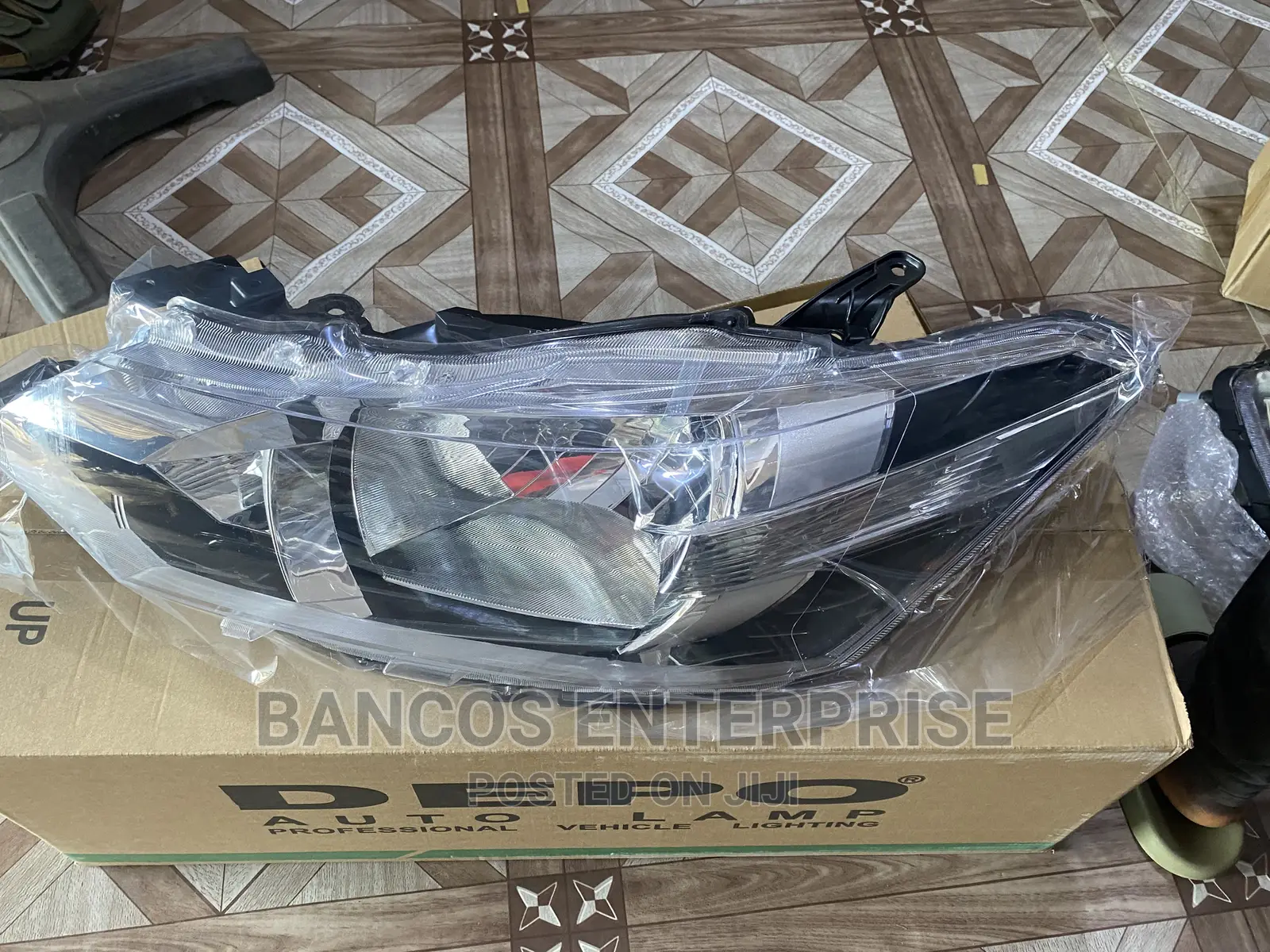 Toyota Yaris 2014 Headlights