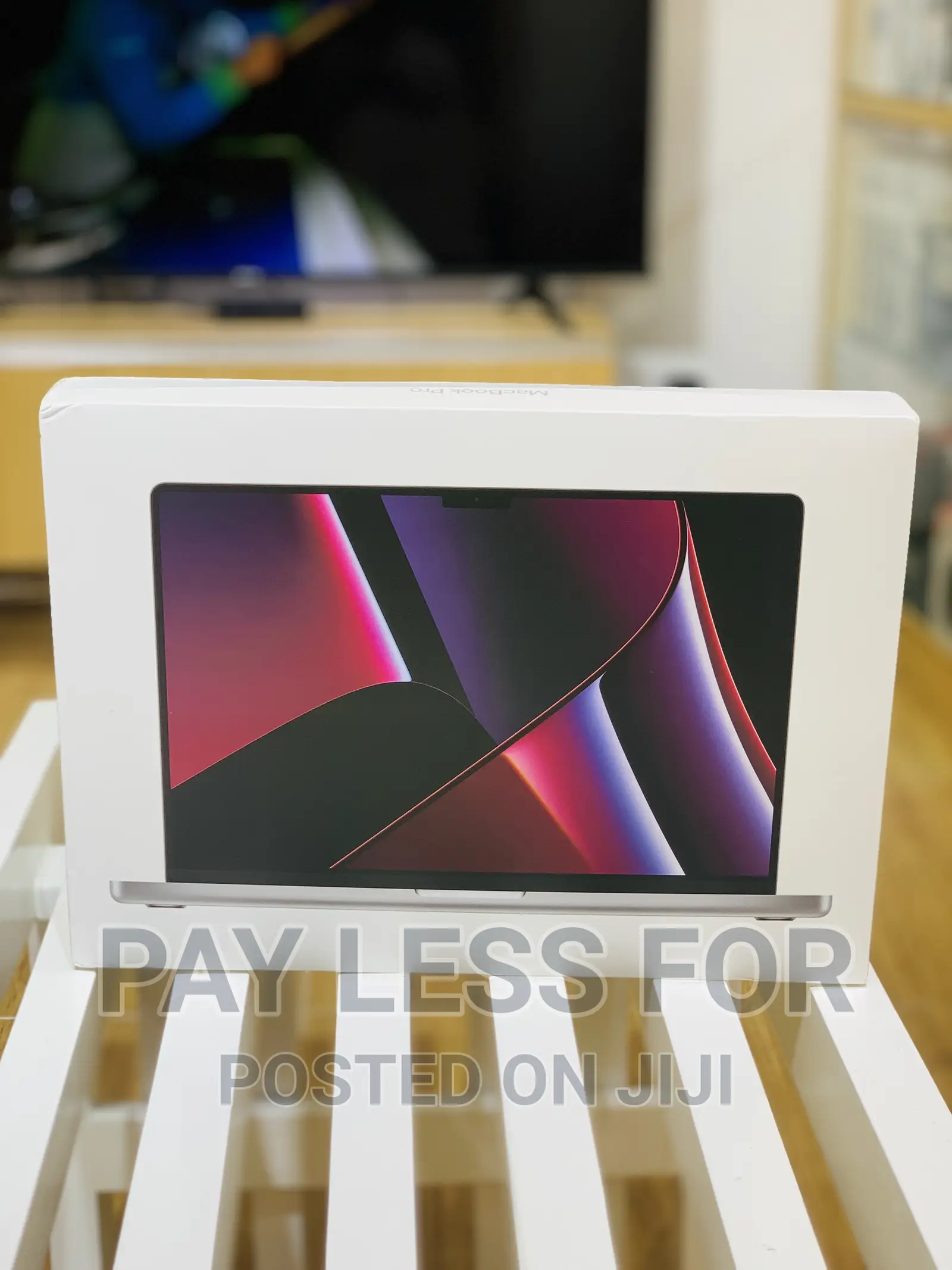 New Laptop Apple MacBook Pro 2023 M2 16GB Apple M2 SSD 512GB