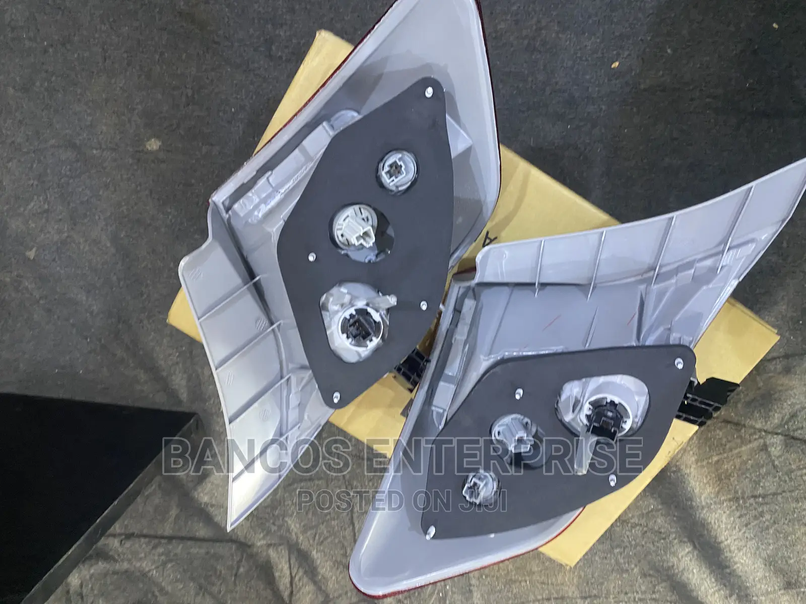 Toyota Camry 2012/2013/2014 Tail Lights