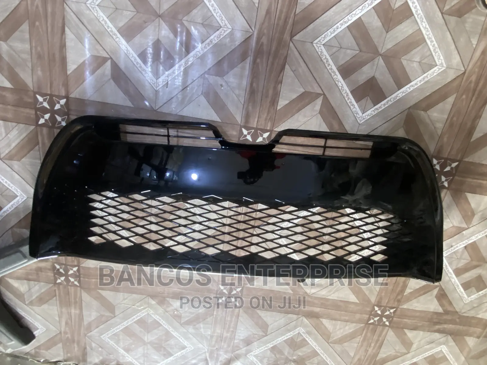 Toyota Corolla 2017 Se Down Bumper Grille