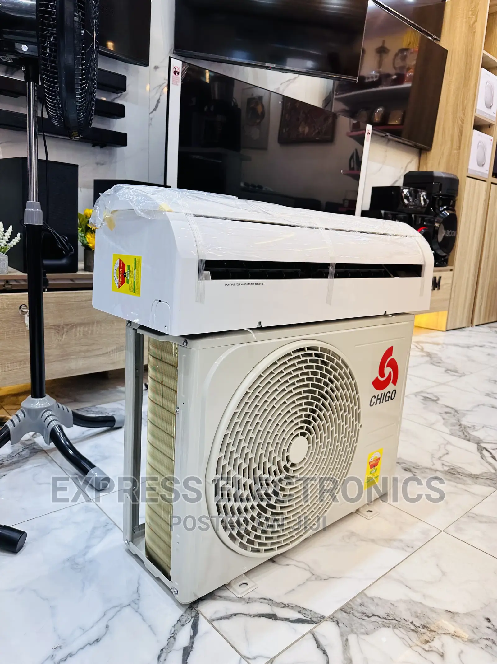 Look  Very Nice Chigo Split R410 Gas 1.5hp AC