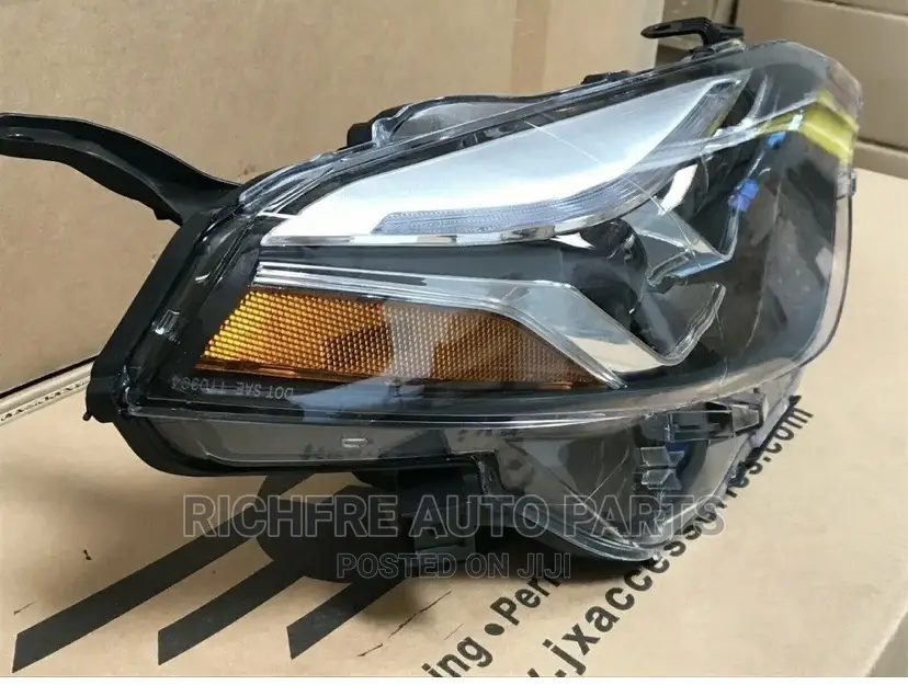 Toyota Corolla 2017 Headlight Sports Pair
