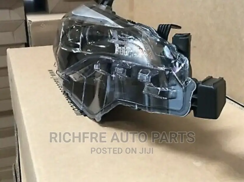 Toyota Corolla 2017 Headlight Sports Pair
