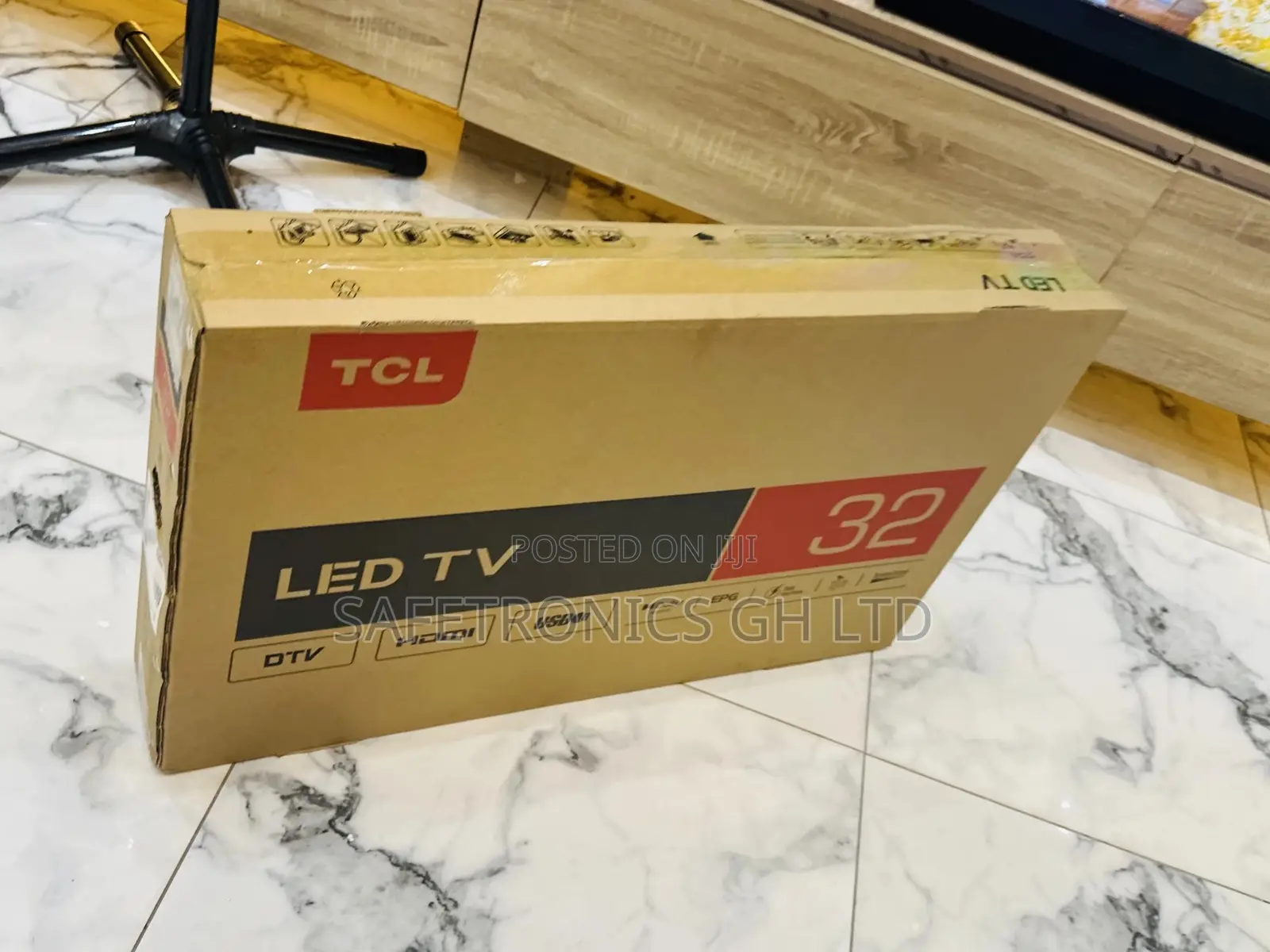 D3200 Digital Satellite TCL 32 Inches Glossy LED Tv
