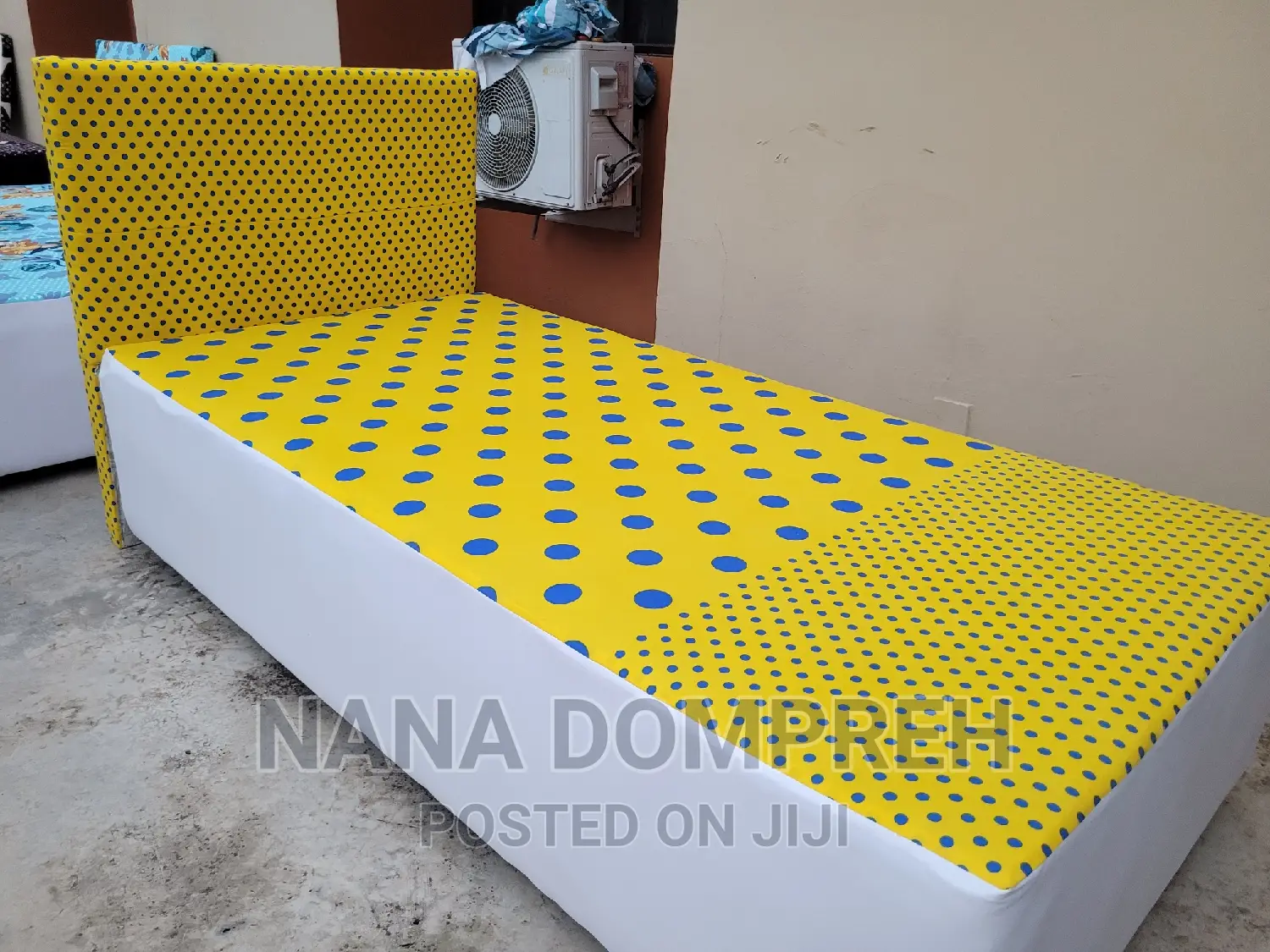 Inbuilt Single Bed