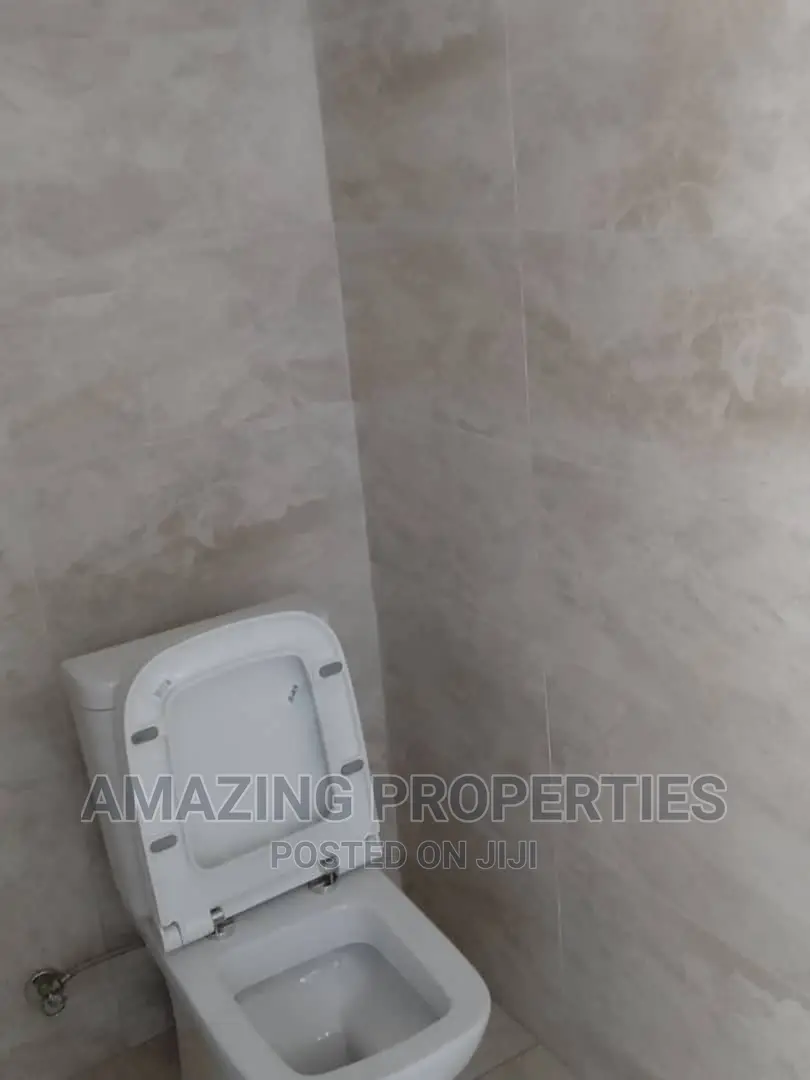 4bdrm House in Airport Residential Area for rent