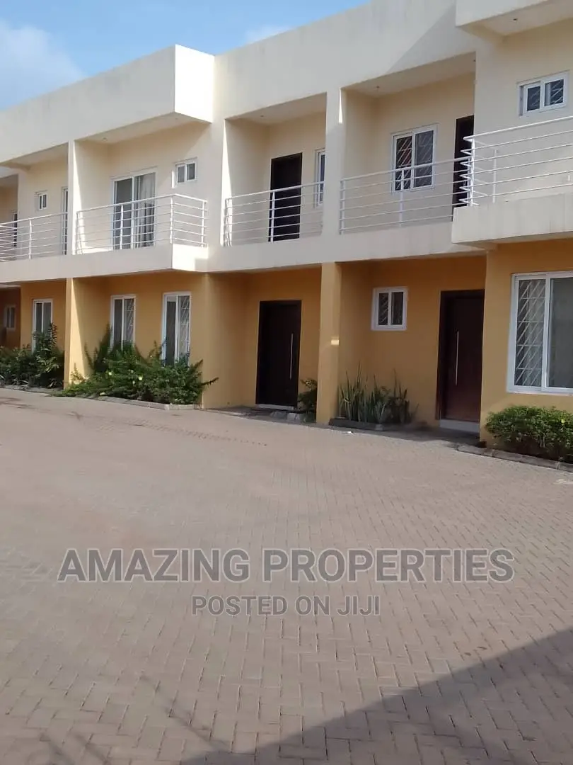 4bdrm House in Airport Residential Area for rent