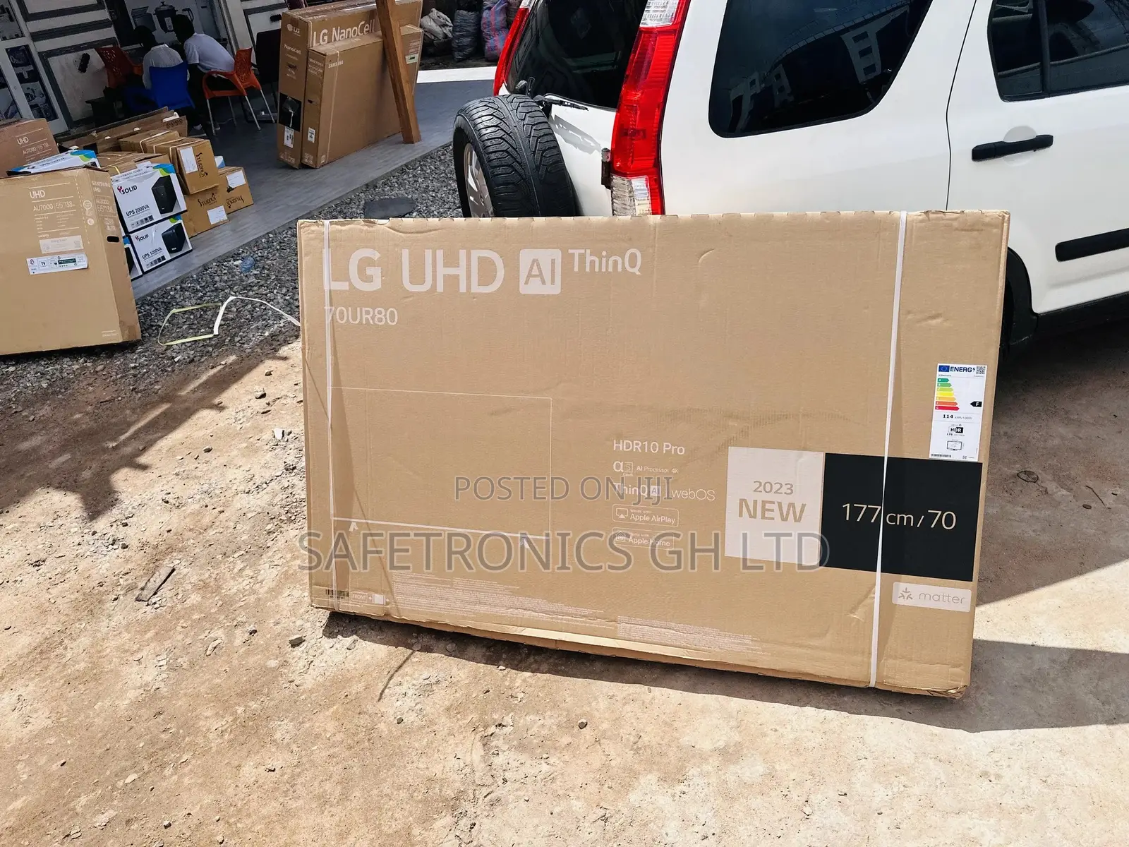 Lg Crystal UHD Ur80 70 Inches Glossy LED Smart Tv 