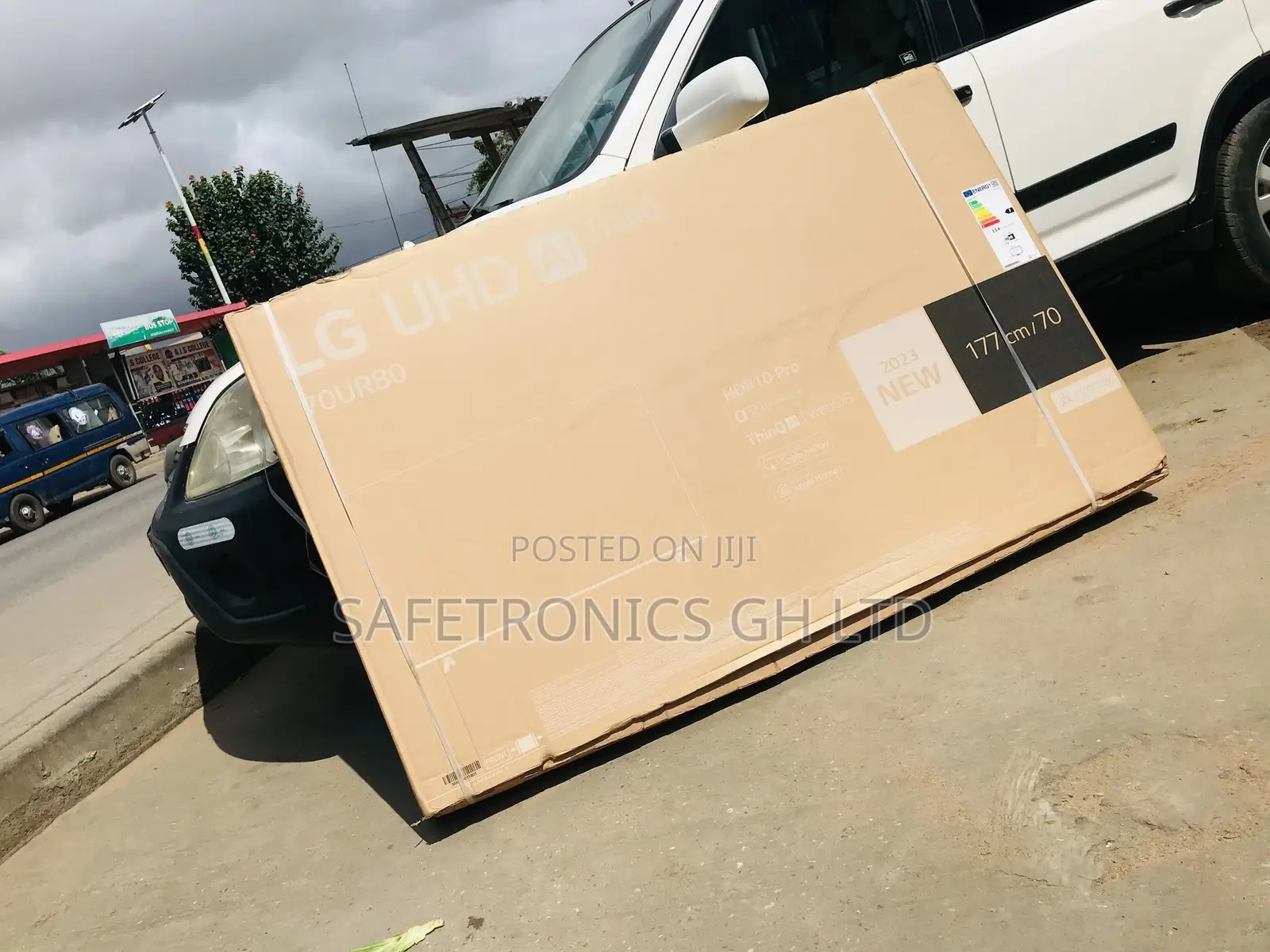  Smart UHD Glossy LED  Ur80 LG Crystal 70 Inches 