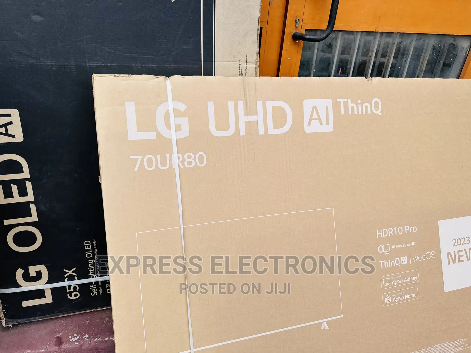 Lovely  Slim UHD Smart Glossy Lg 70UR80003