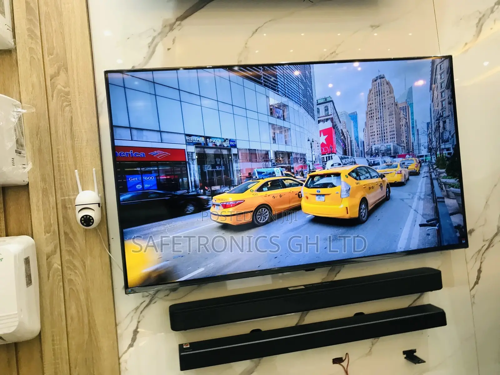  43 Inches Glossy Samsung Cu71 LED Smart UHD Tv 