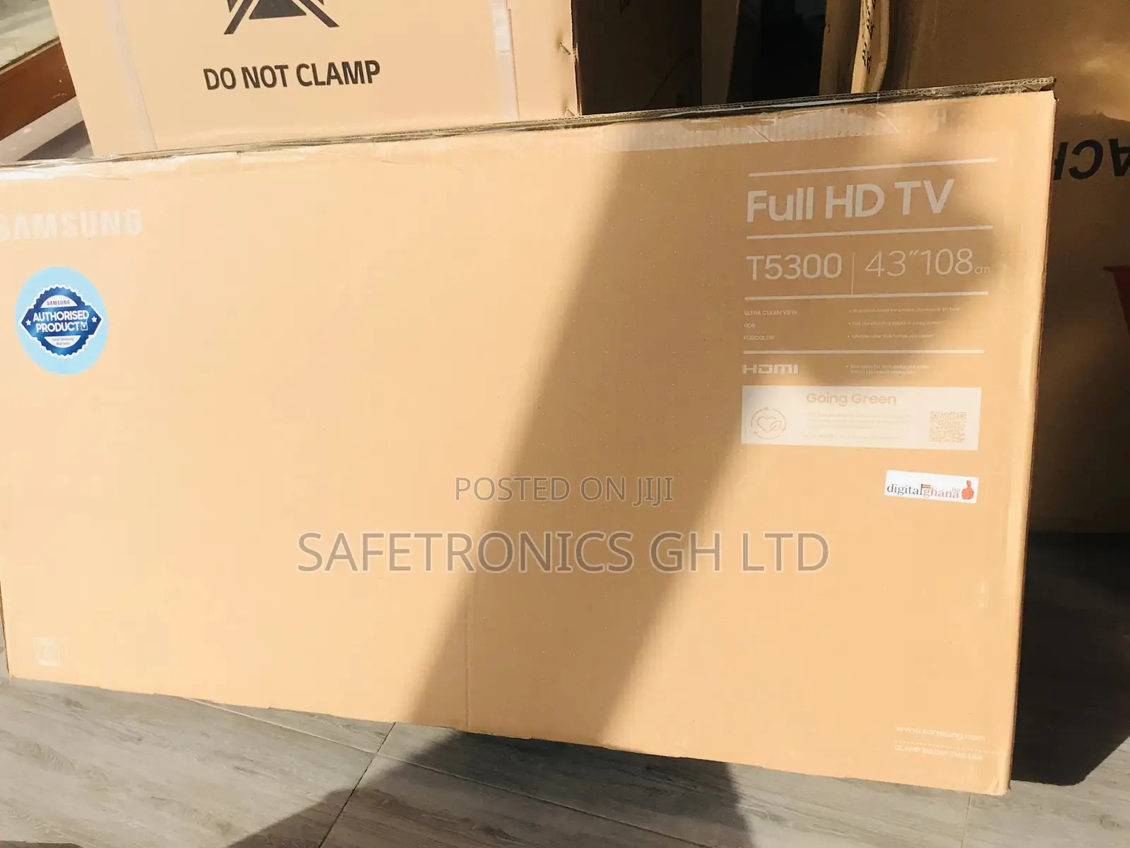 Samsung Glossy T3500 LED Smart Clear Display 43 Inches