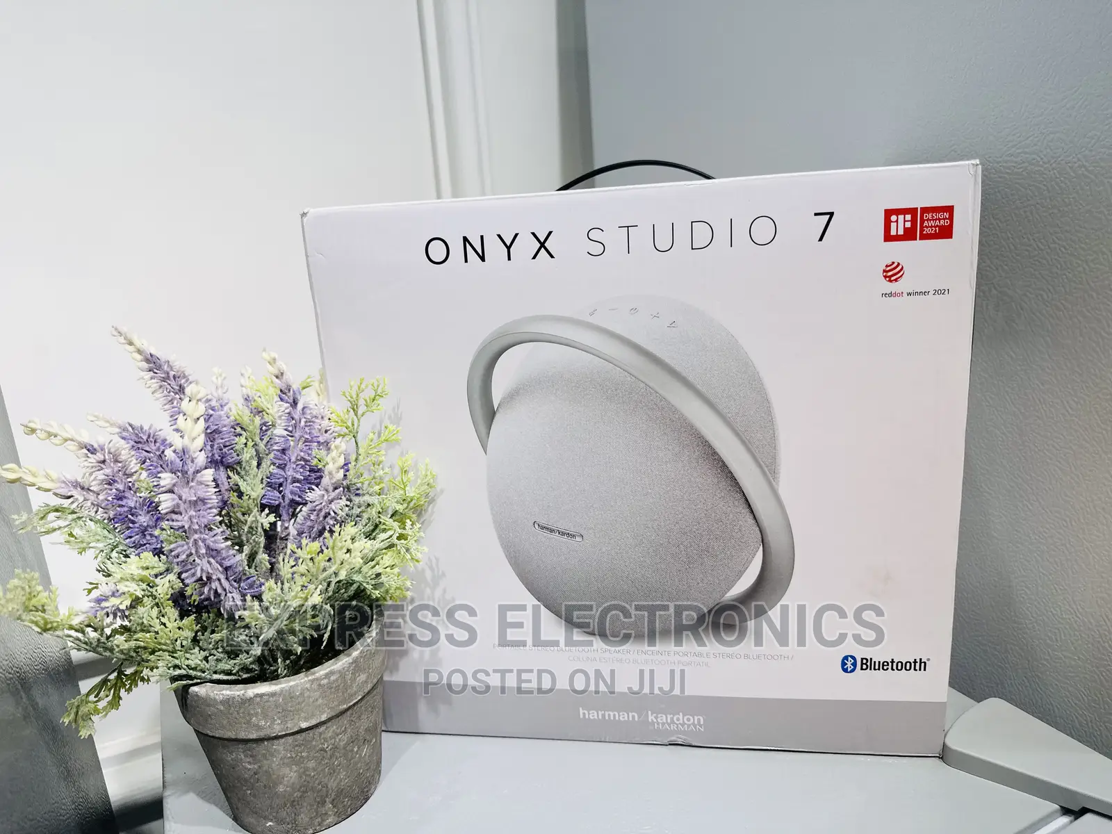 Kick Your Listening With Onyx 7 Studio Bluetooth Speaker
