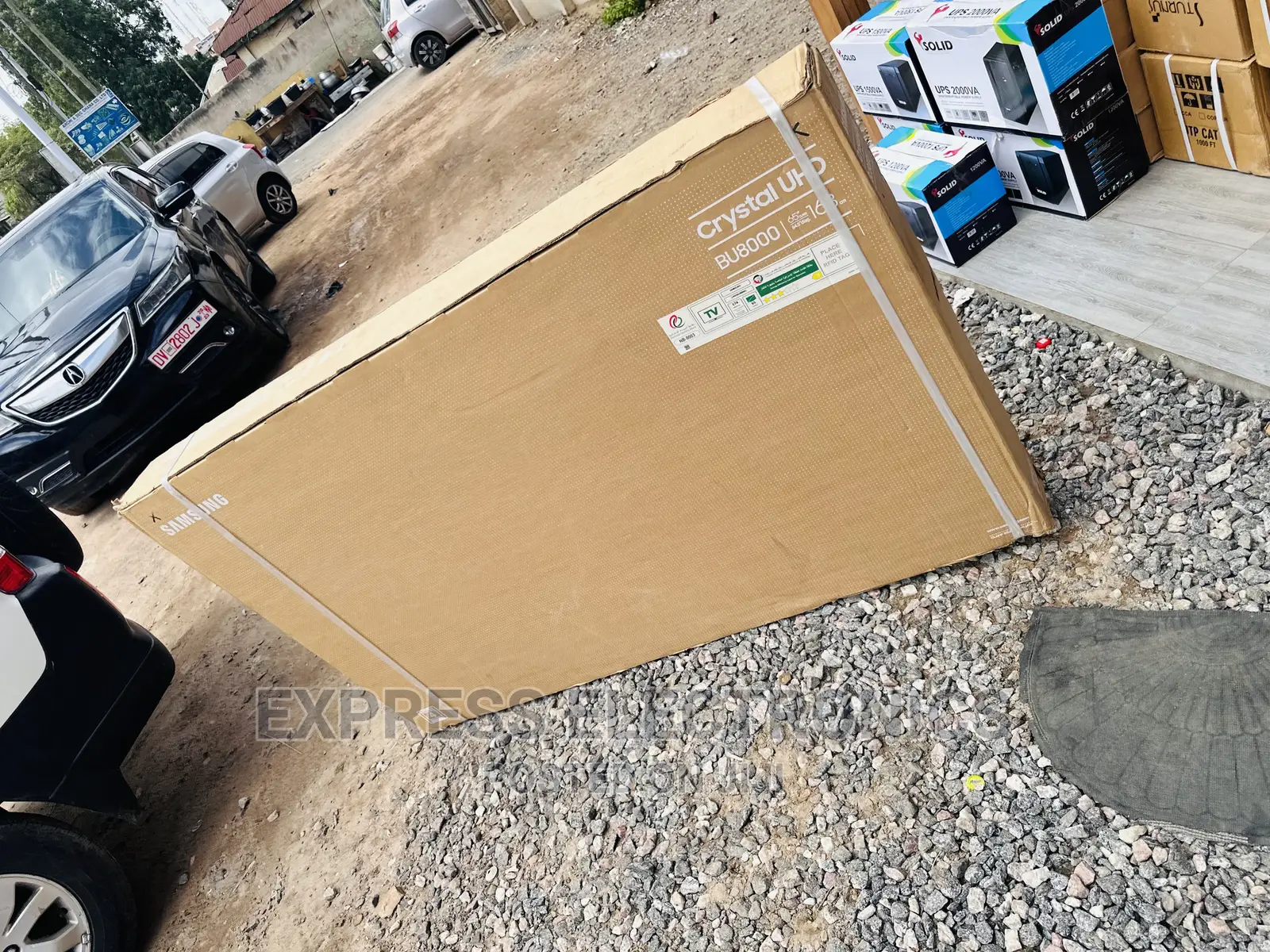 Immersive Viewing Experience Samsung UHD 65”Bu8000 Tv