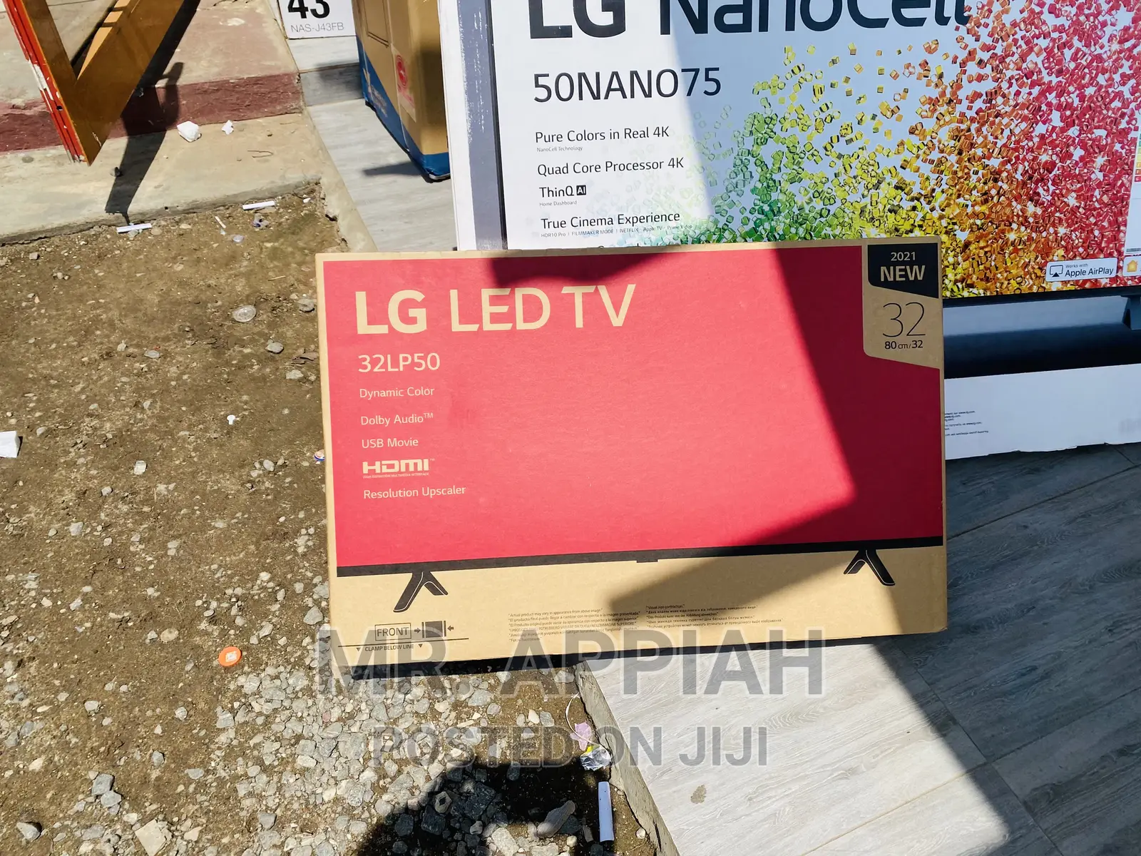 Durable and Affordable LG 32 Inch LED Tv(Black).32LP500BPTA