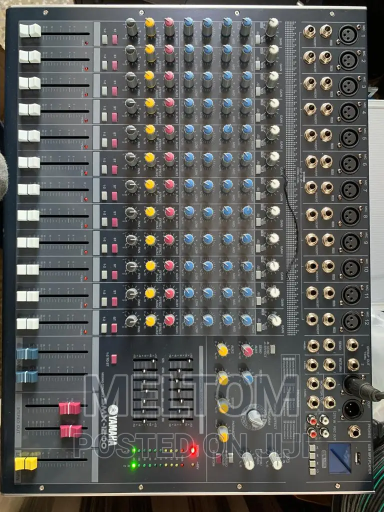 Yamaha Smx-1200 12channels Raw Mixer