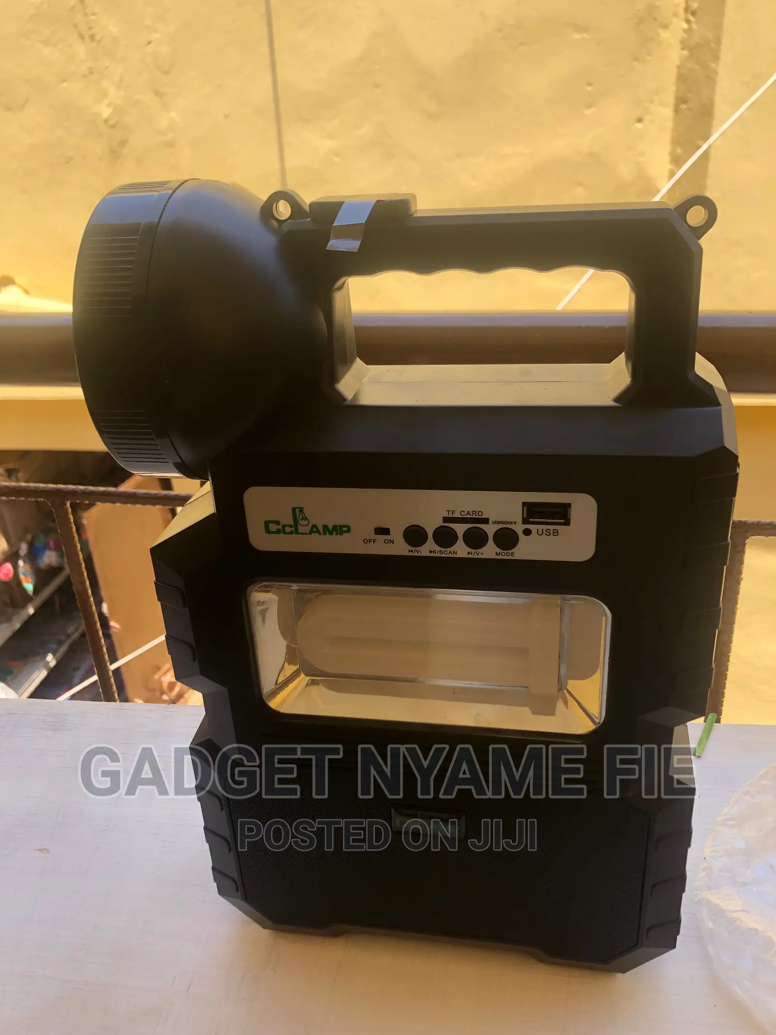 Solar Light System (Cclamp CL-810)