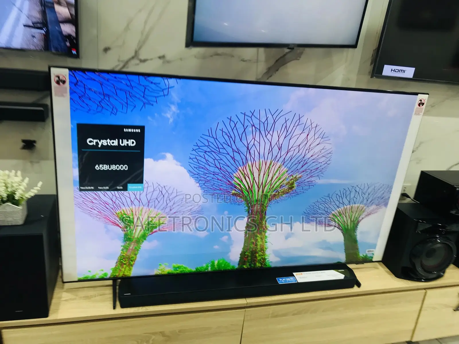 Crystal LED Samsung UHD Smart BU80 65 Inches Glossy Tv